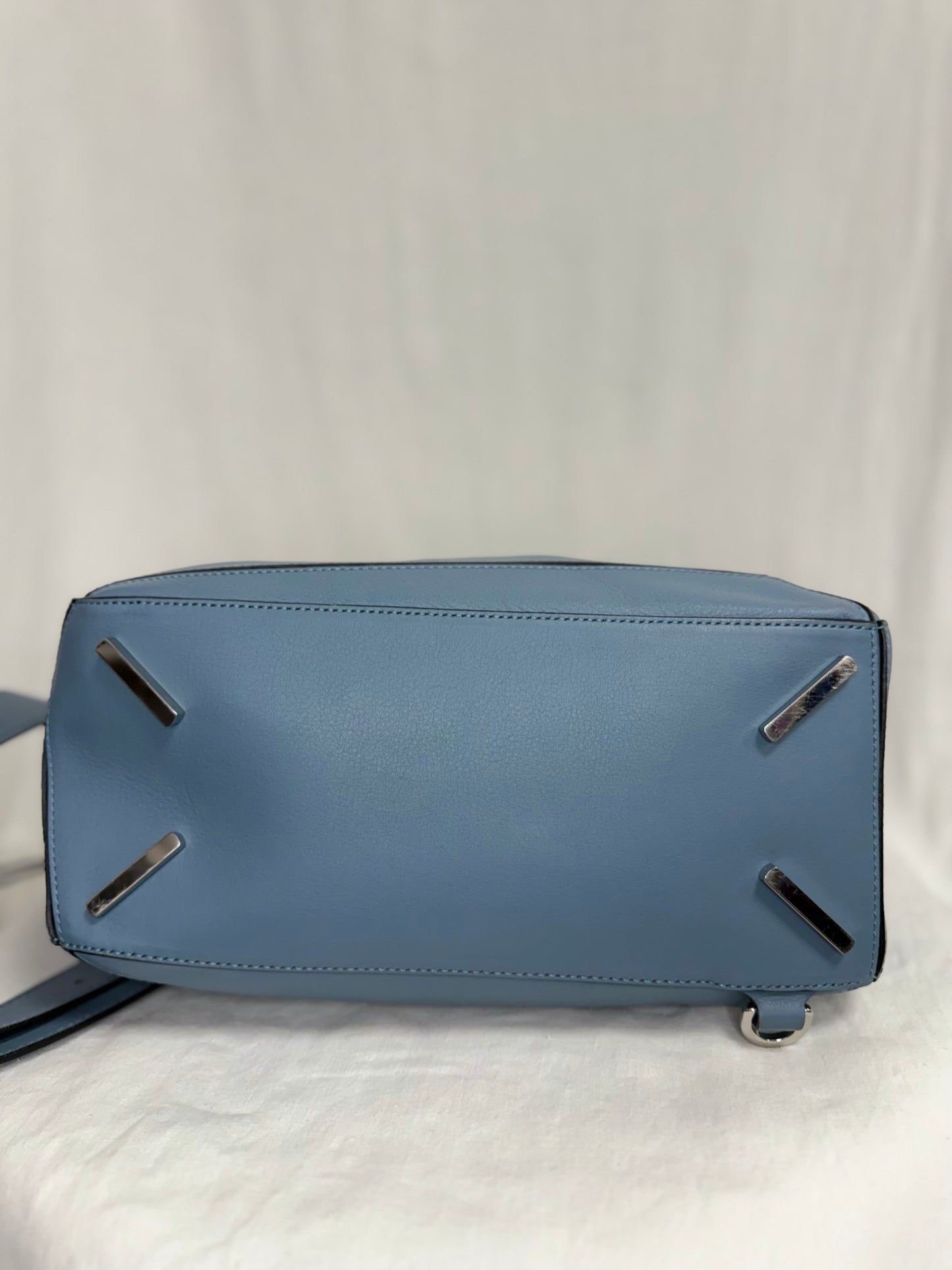 Loewe small puzzle bag in grained calfskin (pre-owned)