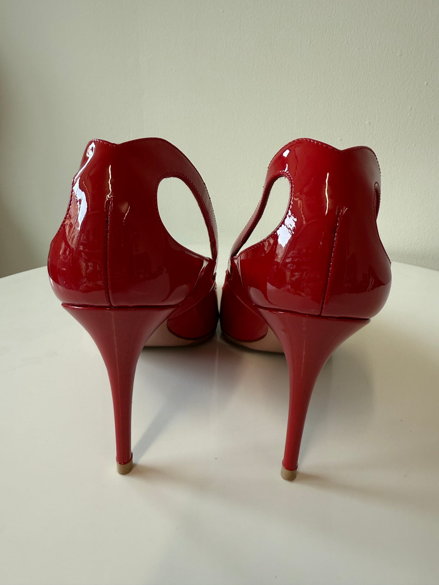 Aquazzura red patent shiva 85mm (pre-owned)
