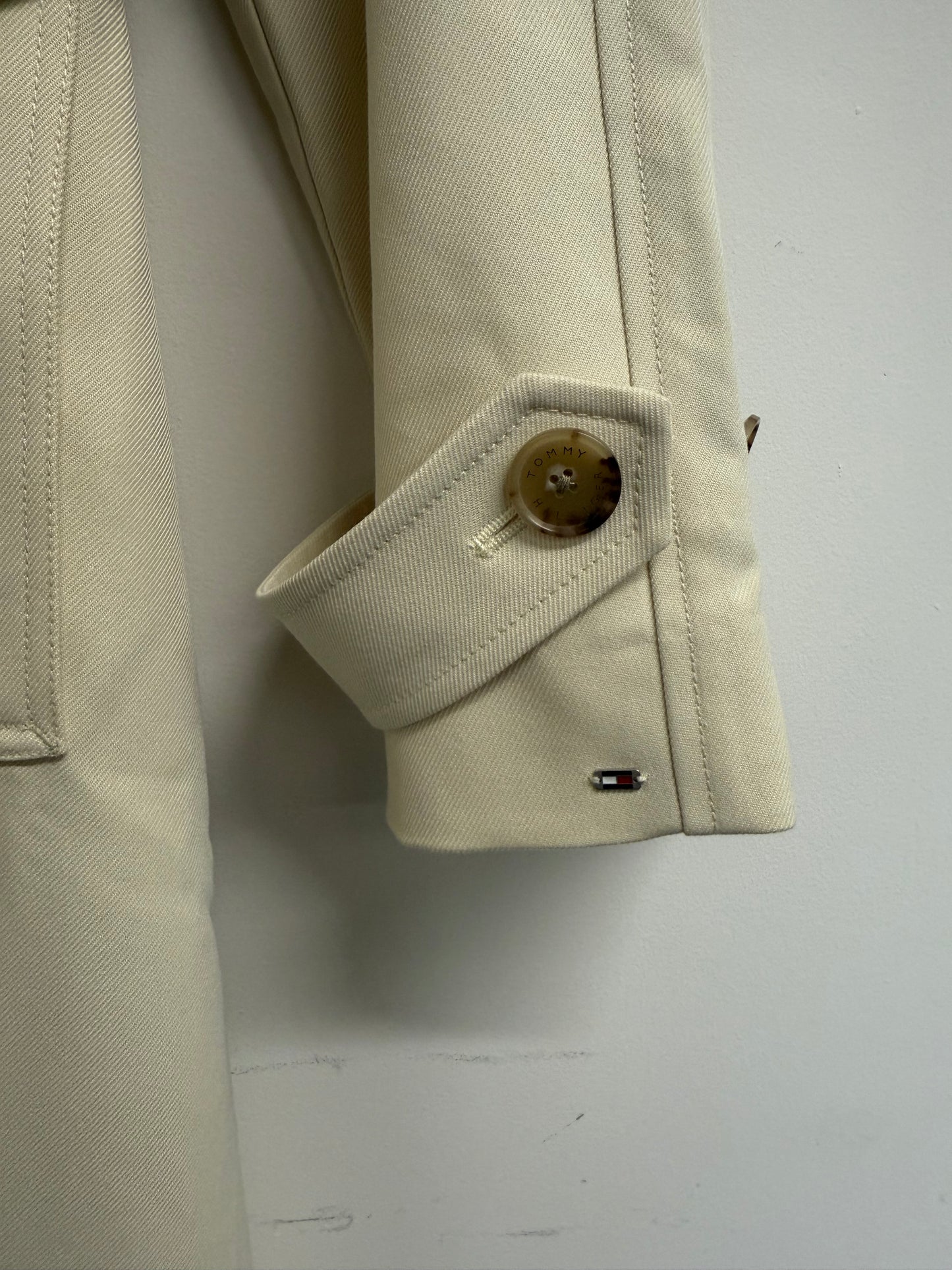 Tommy Hilfiger The Sofia Capsule Oversized Trench Coat (pre-owned)