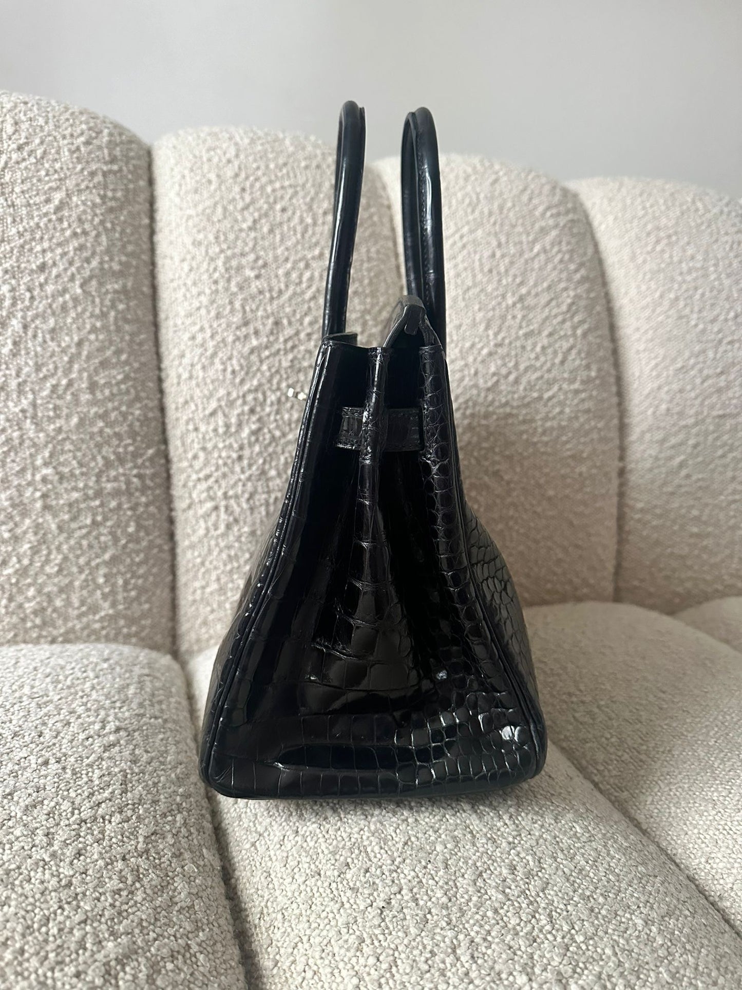 Hermès Black Shiny Porosus Crocodile Leather Birkin 30cm Retourne (pre-owned)