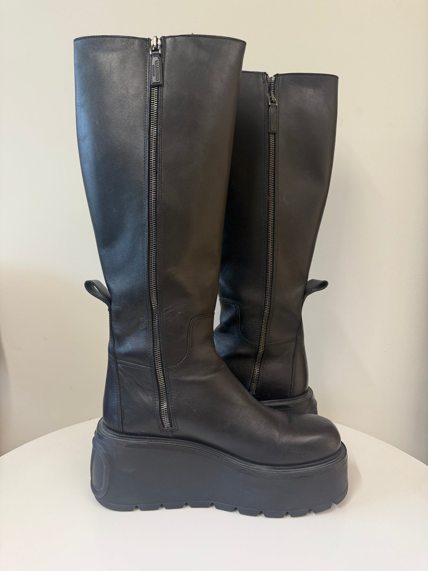 Valentino platform chunky knee length boots (pre-owned)