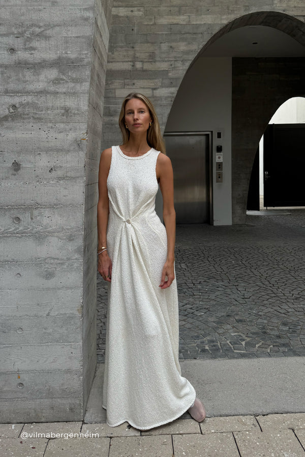 Dissh Sue off white maxi dress (pre-owned)