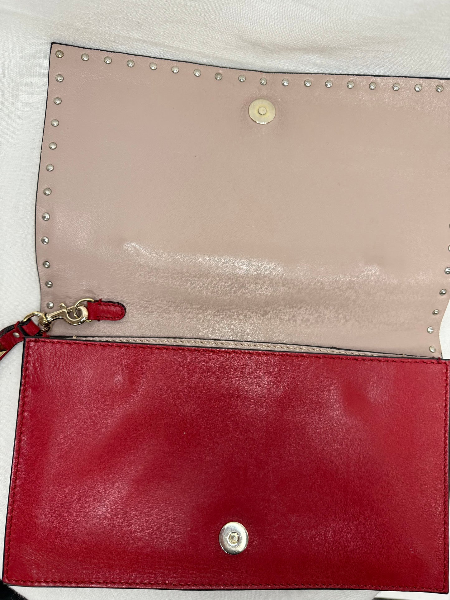 Valentino Rockstud clutch red (pre-owned)