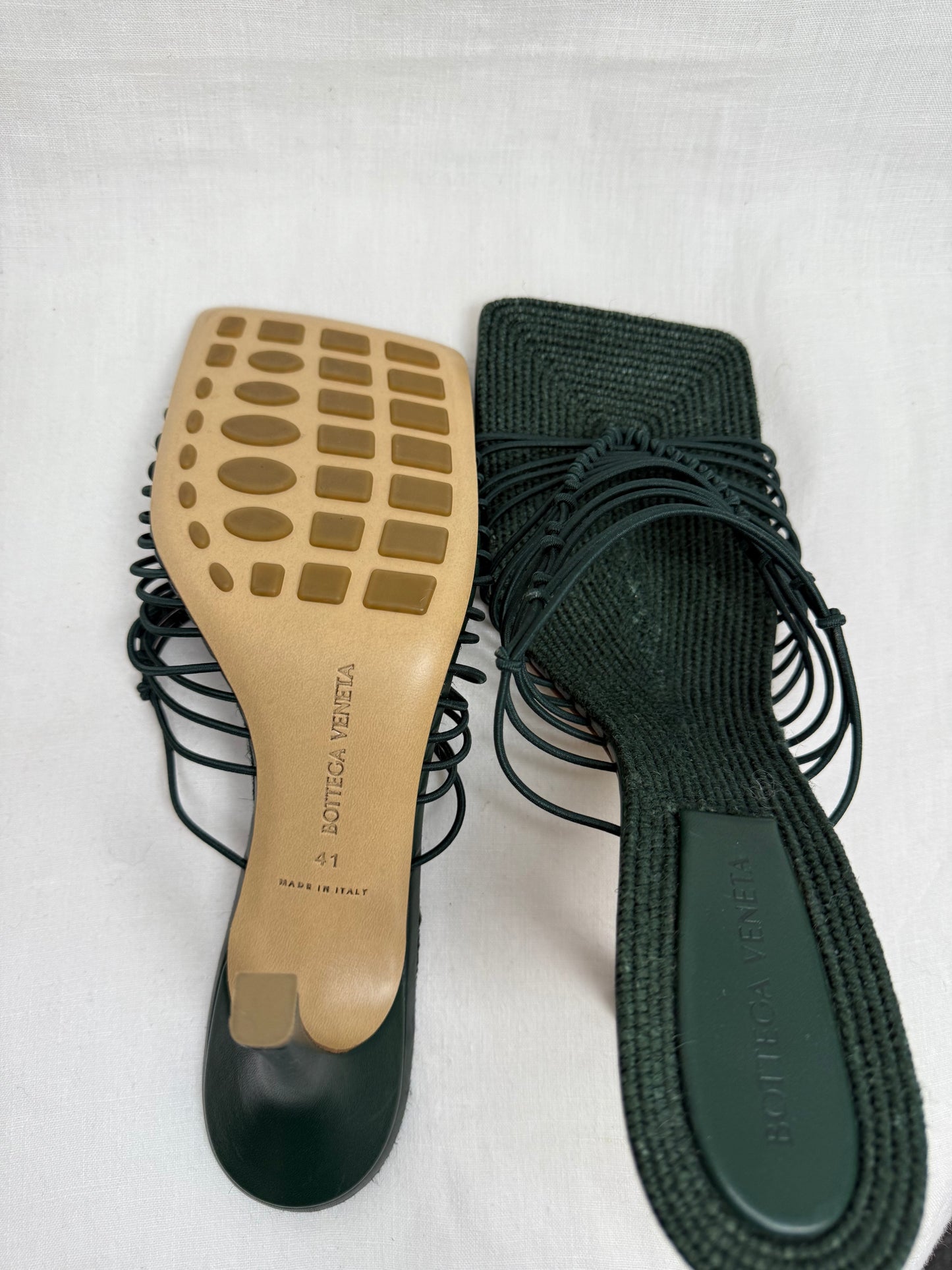 Bottega Veneta Cindy raffia mules (pre-owned)