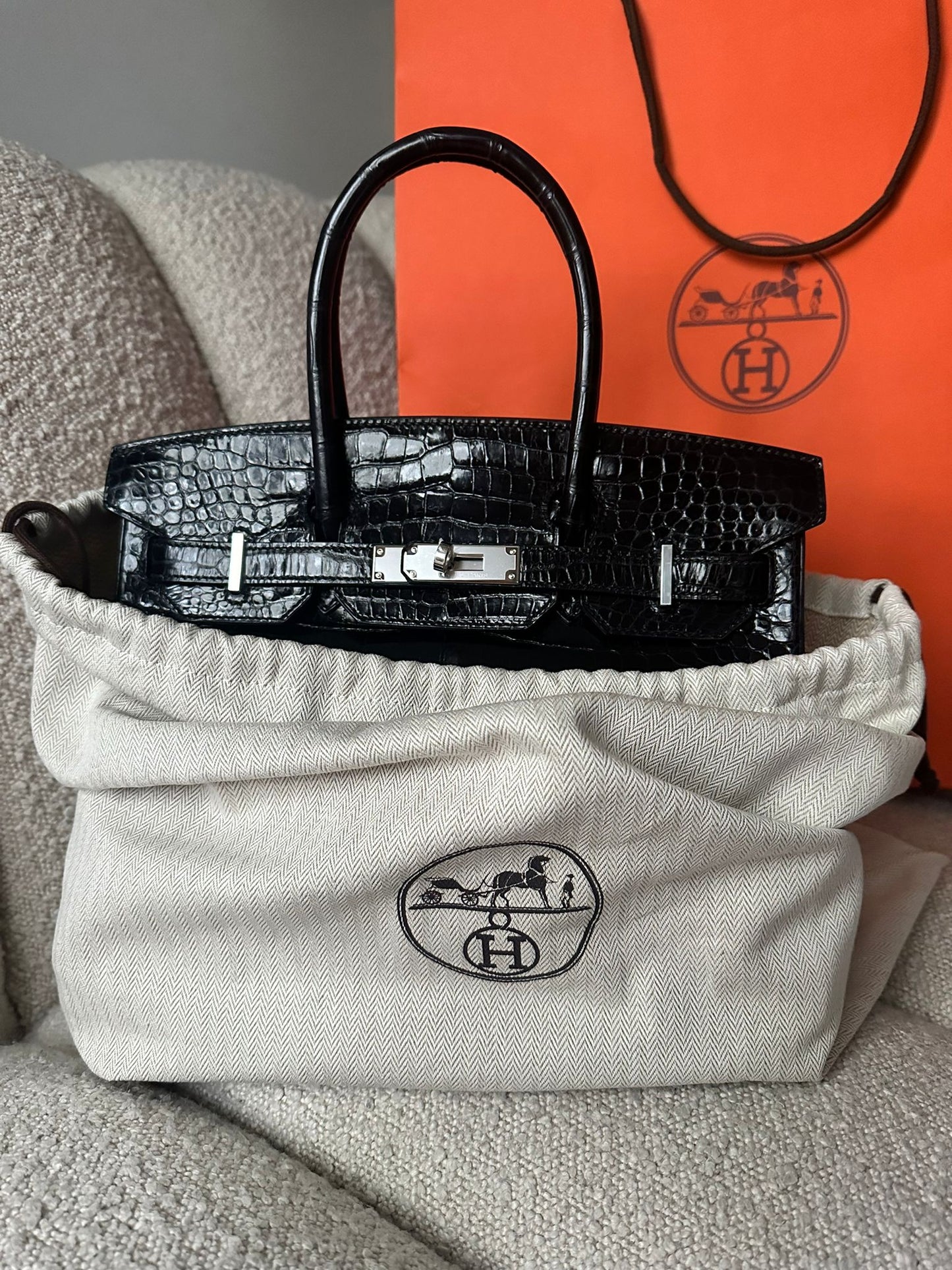 Hermès Black Shiny Porosus Crocodile Leather Birkin 30cm Retourne (pre-owned)
