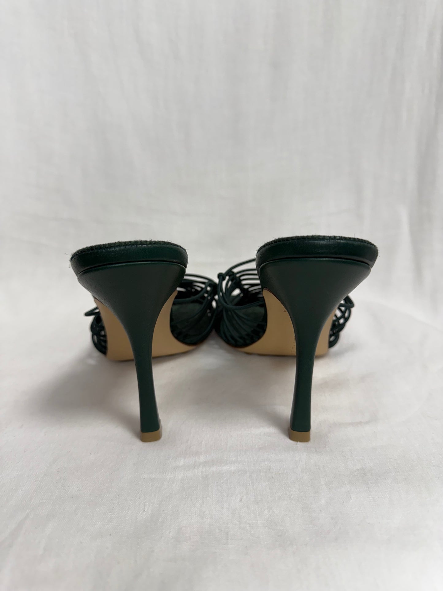 Bottega Veneta Cindy raffia mules (pre-owned)