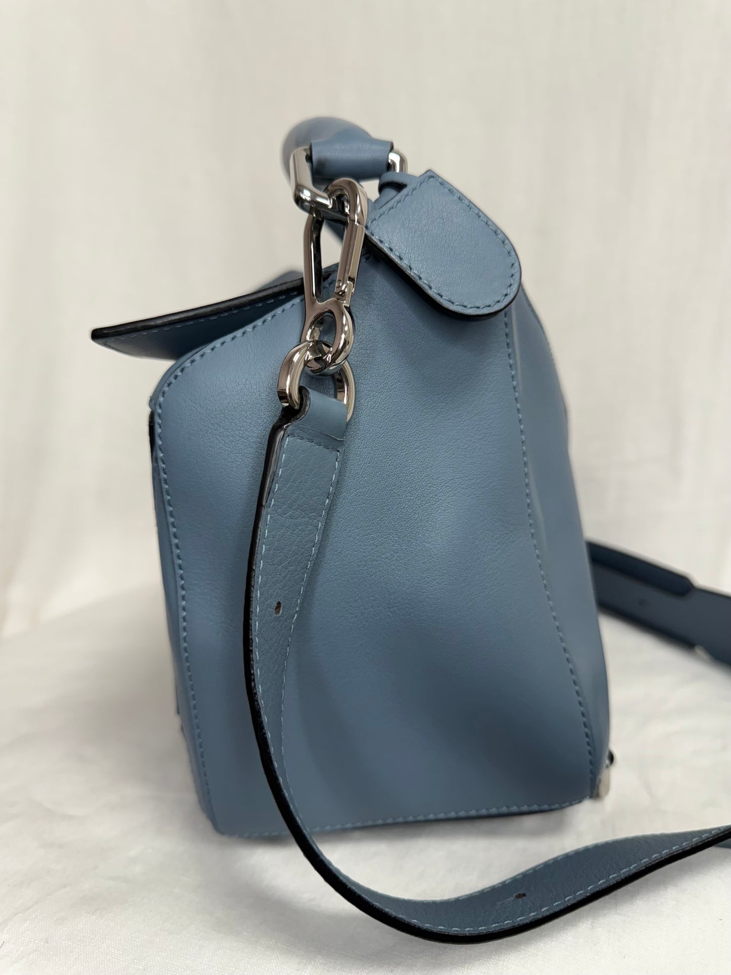Loewe small puzzle bag in grained calfskin (pre-owned)