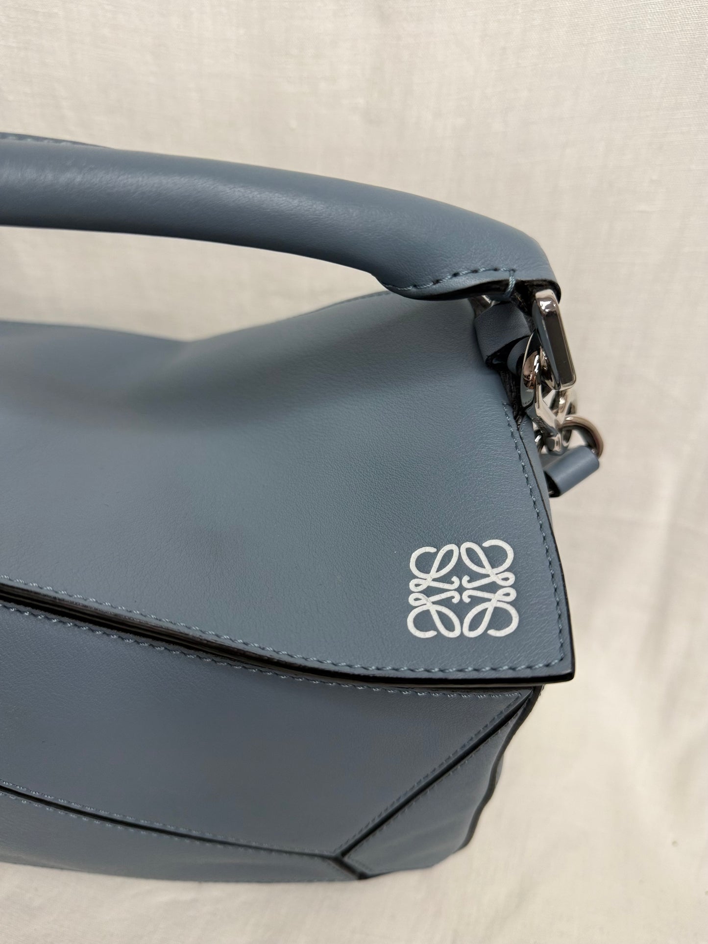 Loewe small puzzle bag in grained calfskin (pre-owned)