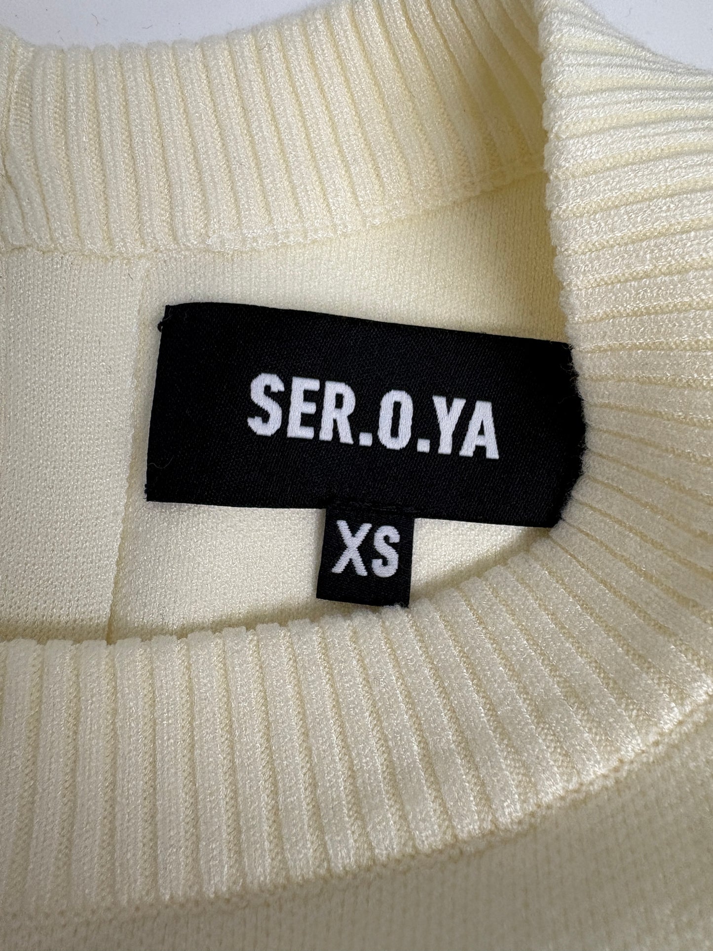 Seroya Serenade Knit Maxi Dress (pre-owned)