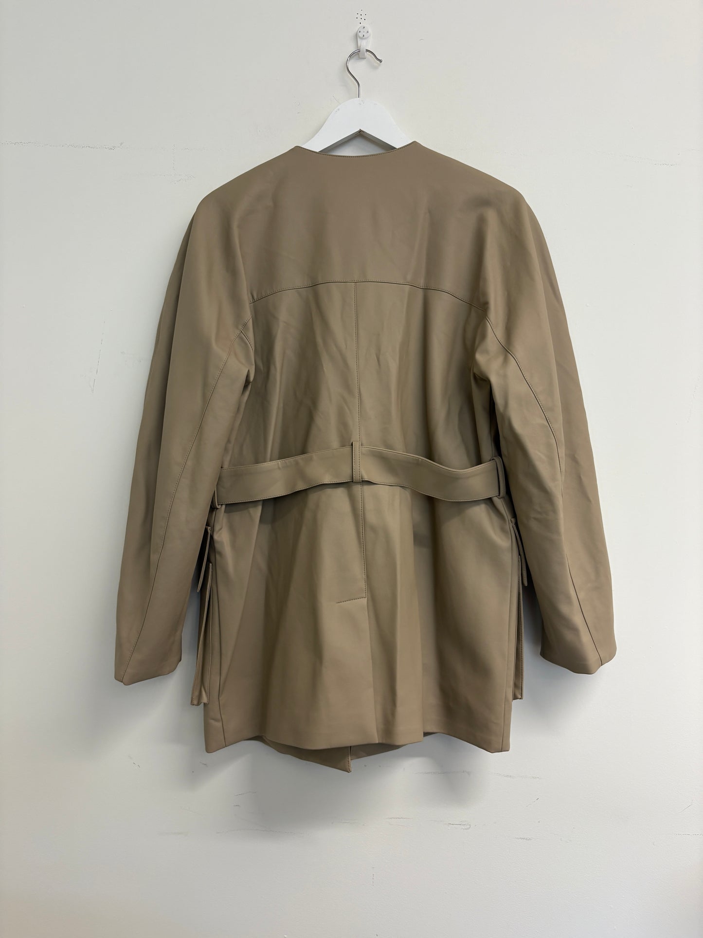 Low Classic Beige No Collar Leather Jacket (pre-owned)