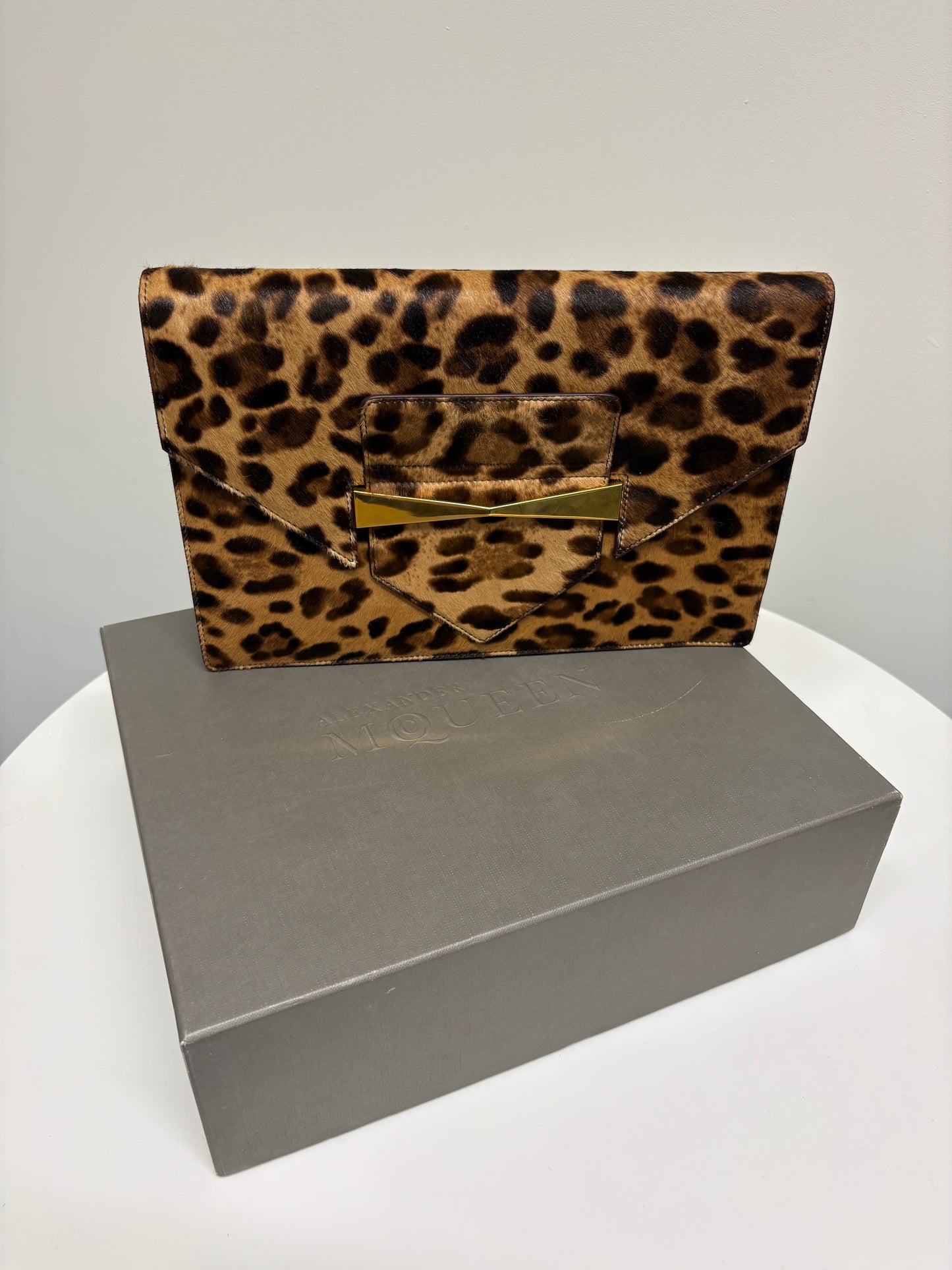 Alexander Mcqueen Leopard Print Clutch Bag (pre-owned)