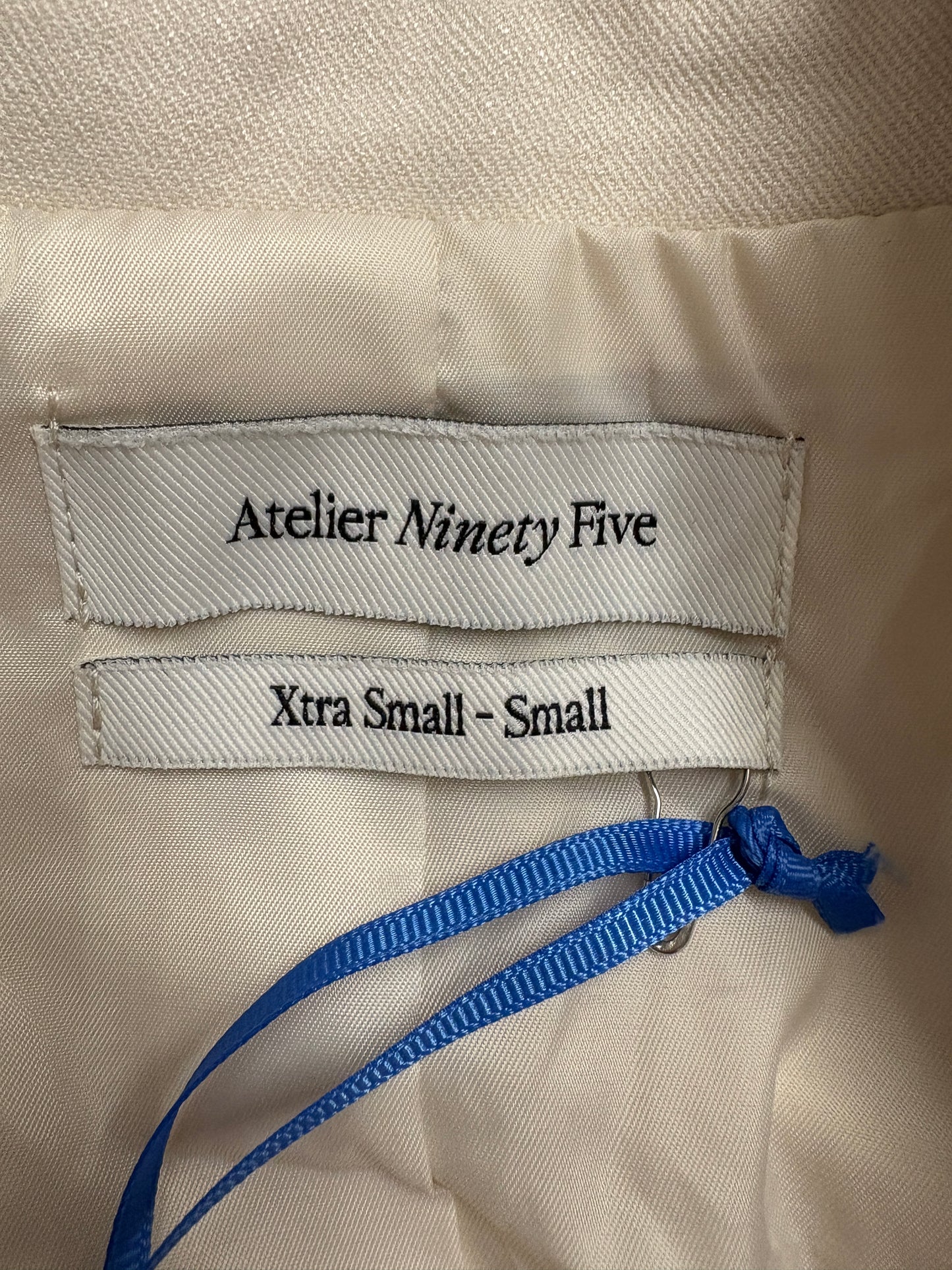 Atelier Ninety Five Cream Blazer And Trouser Suit (pre-owned)
