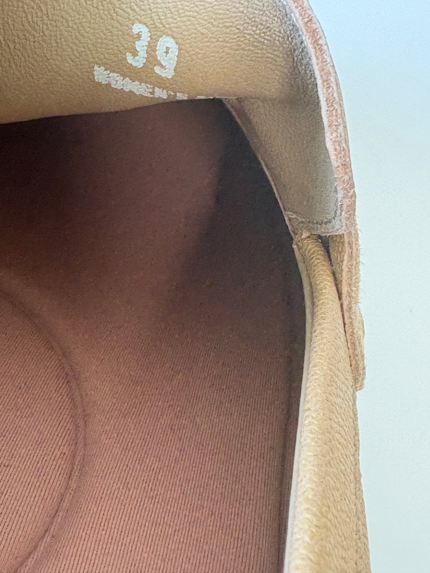 Hogan Beige Loafers