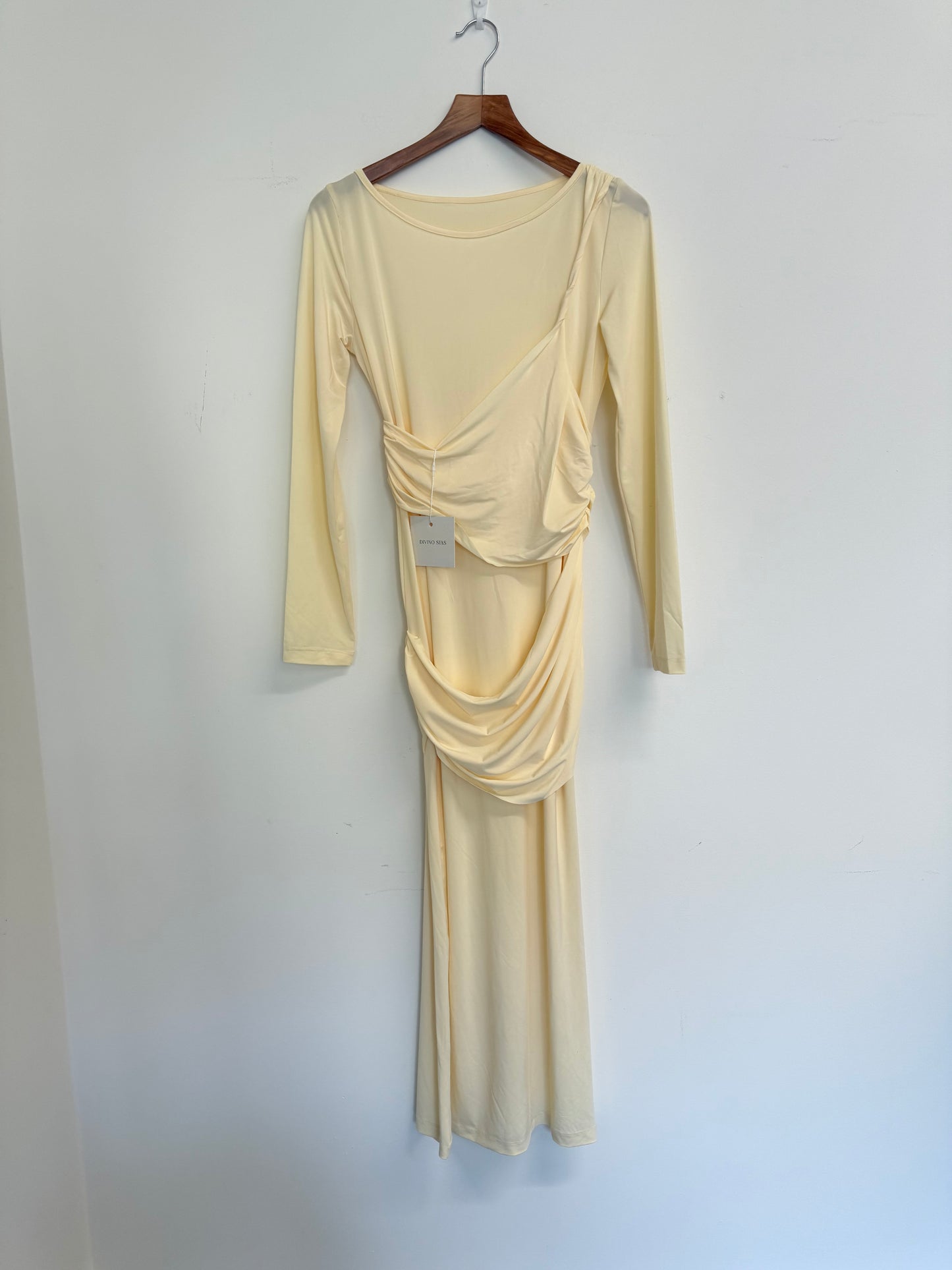 Divino Seas butter yellow dress(pre-owned)