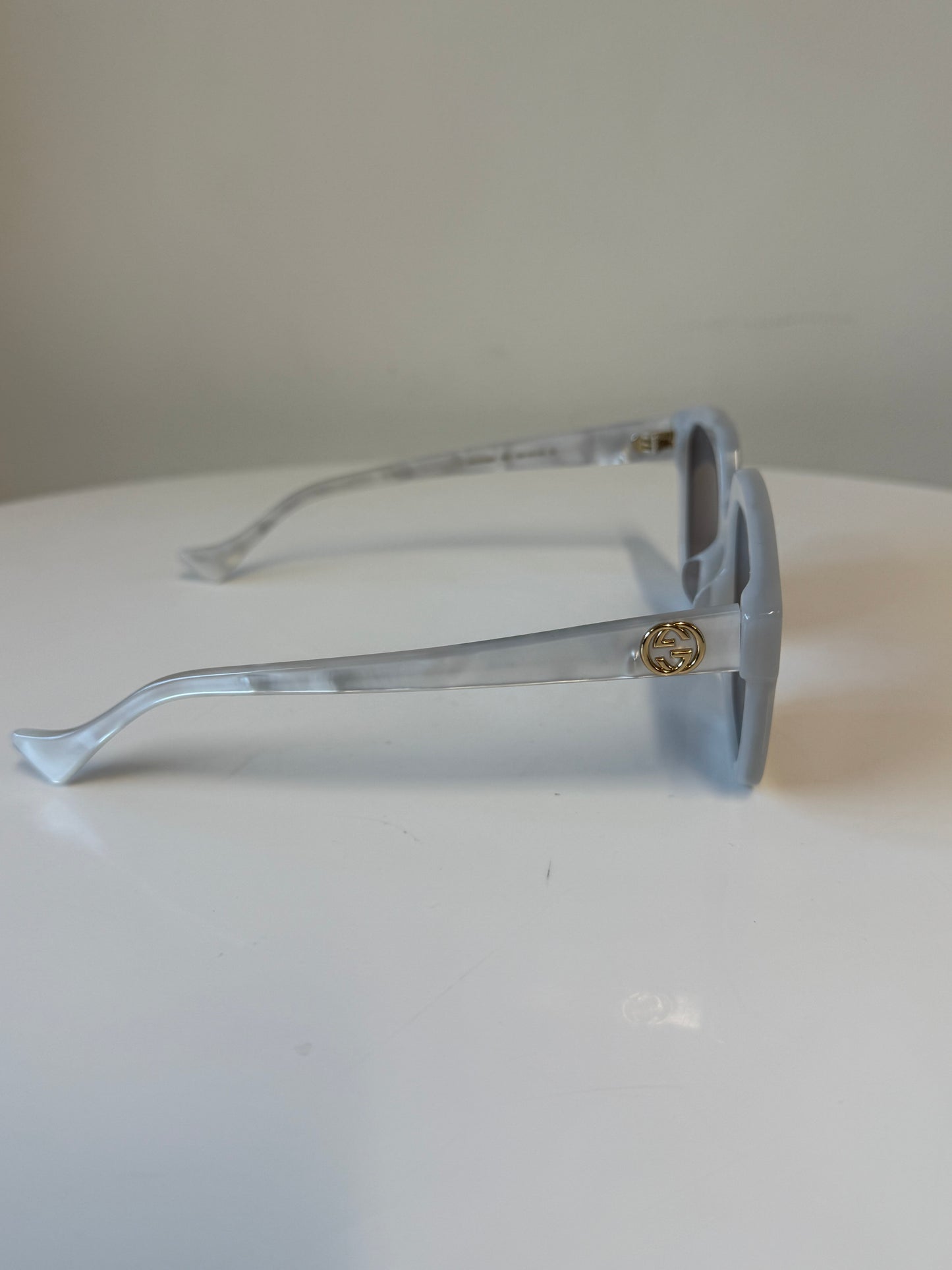 Gucci white sunglasses (pre-owned)