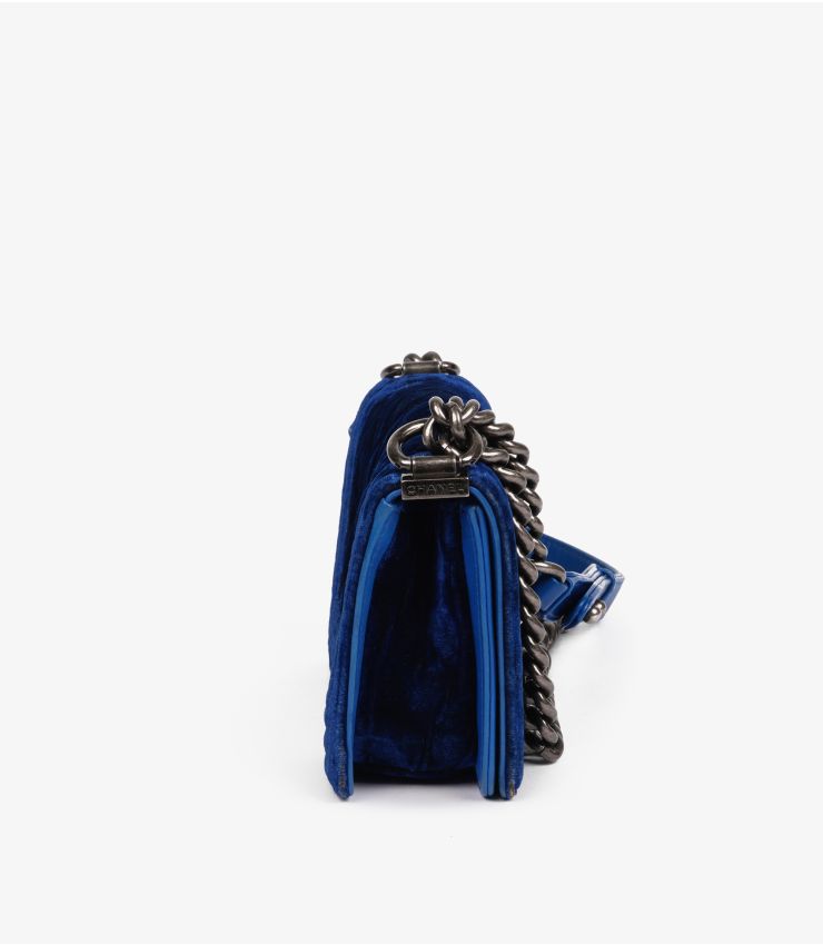 Chanel blue velvet le boy small (pre-owned)