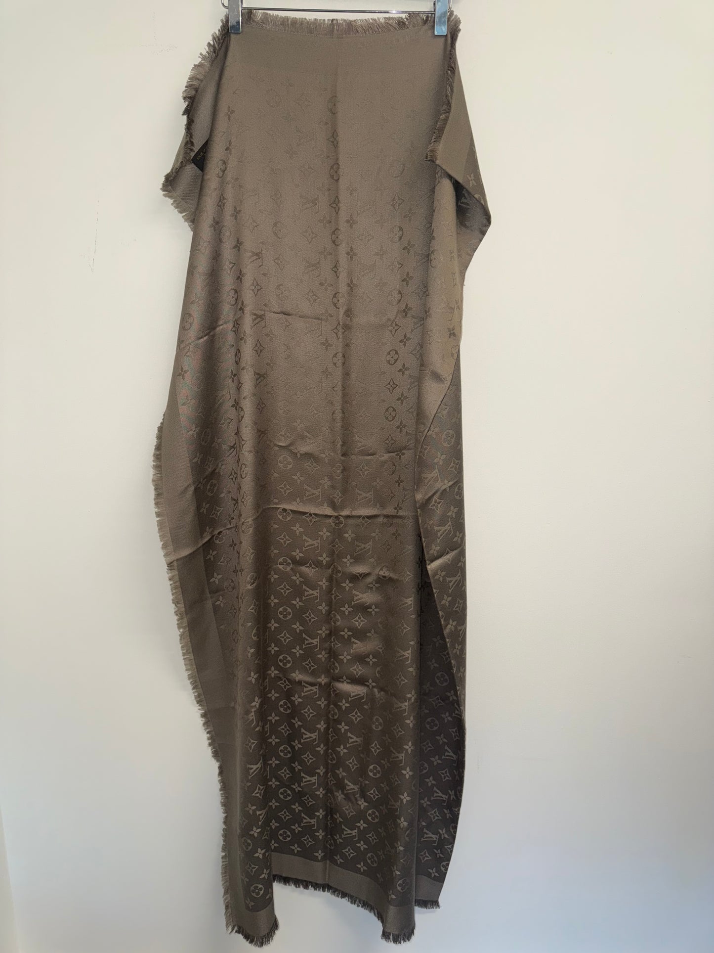 Louis Vuitton shawl scarf (pre-owned)