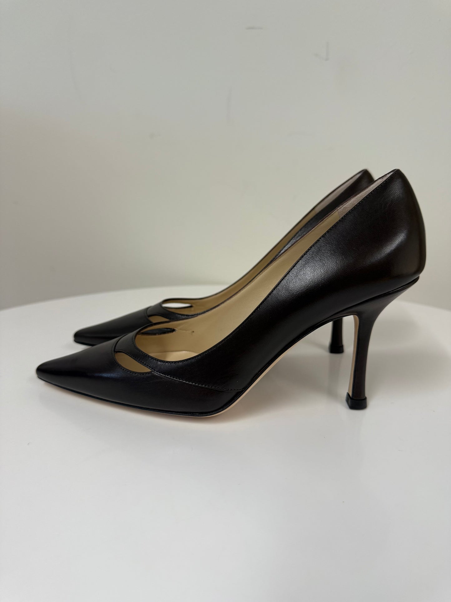 Jimmy Choo black pumps (pre-owned)