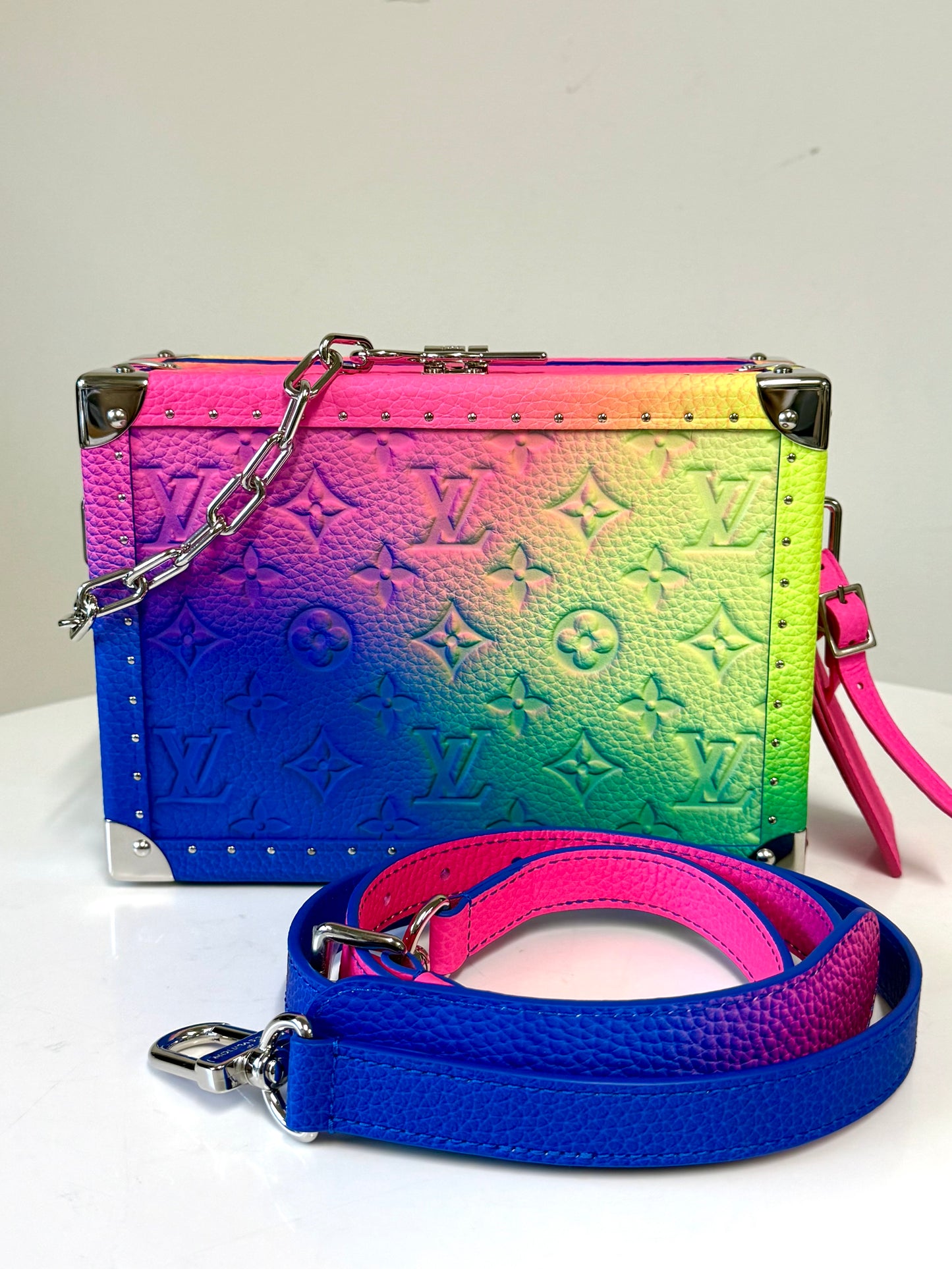 Louis Vuitton Monogram Illusion Soft Trunk M20476 LV