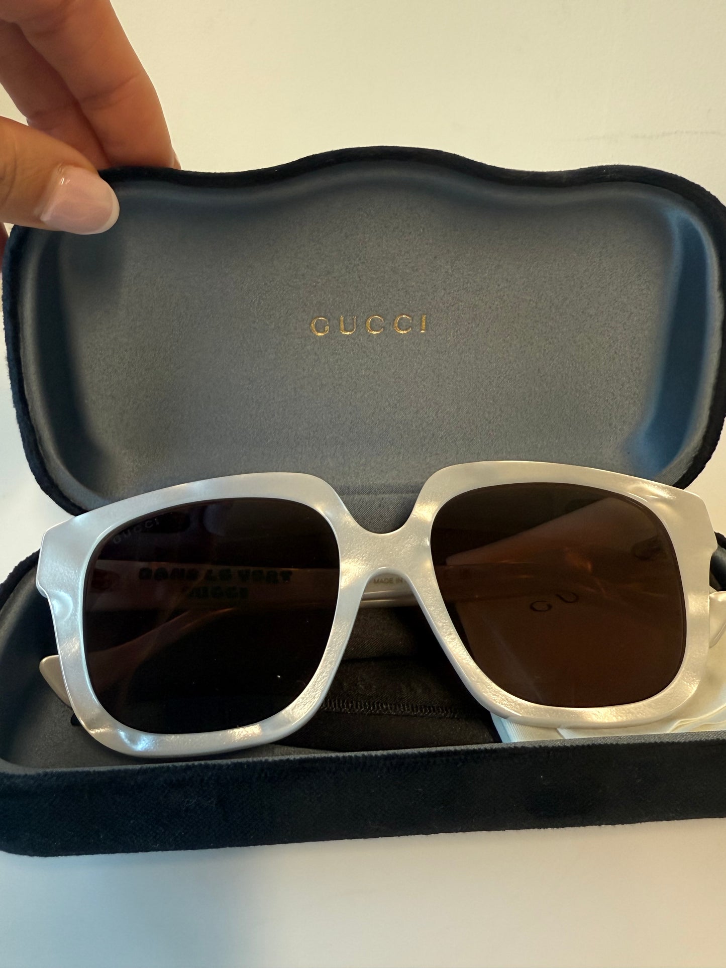 Gucci white sunglasses (pre-owned)