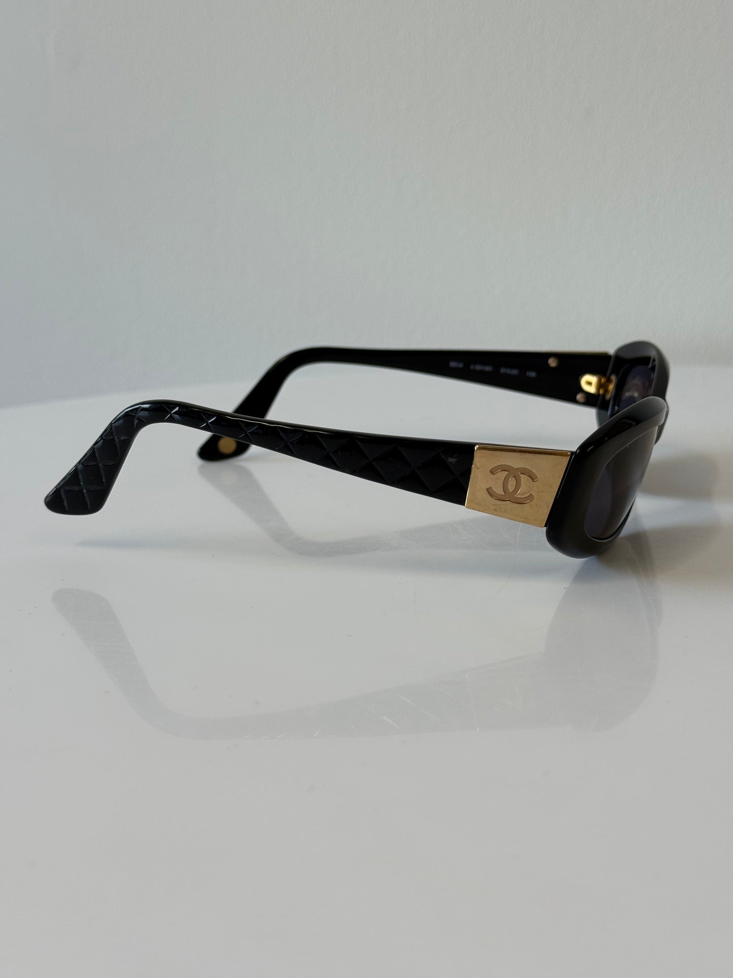 Chanel sunglasses (pre-owned)