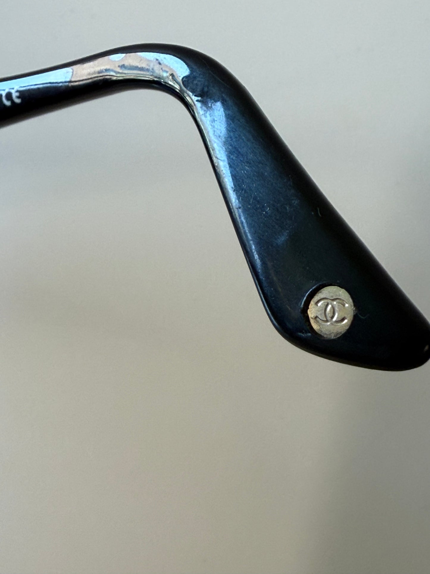 Chanel sunglasses (pre-owned)