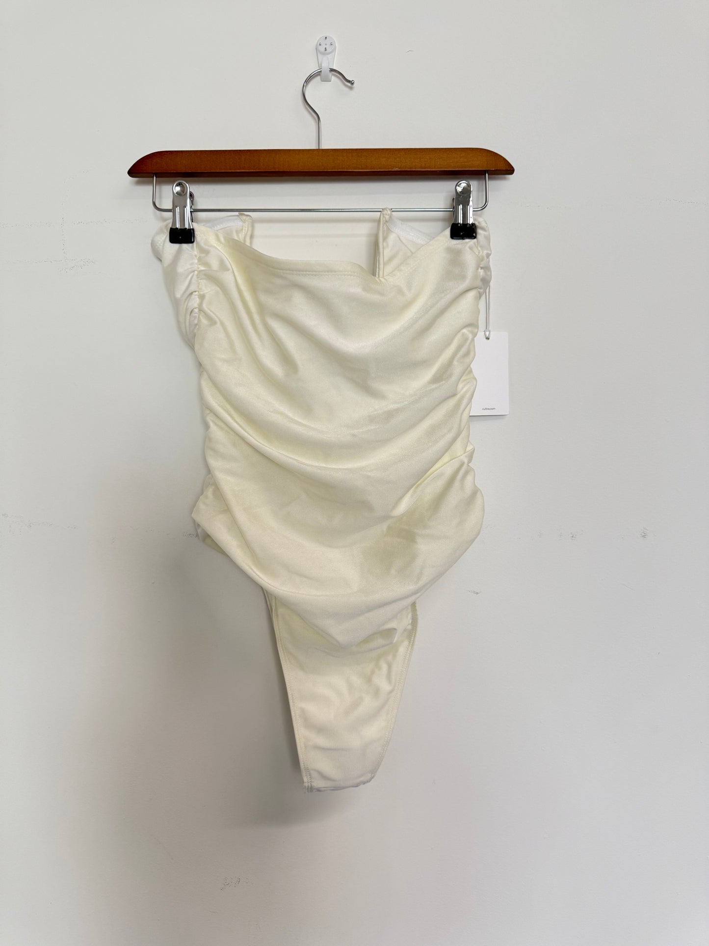 Cultria u wired swimsuit (pre-owned)