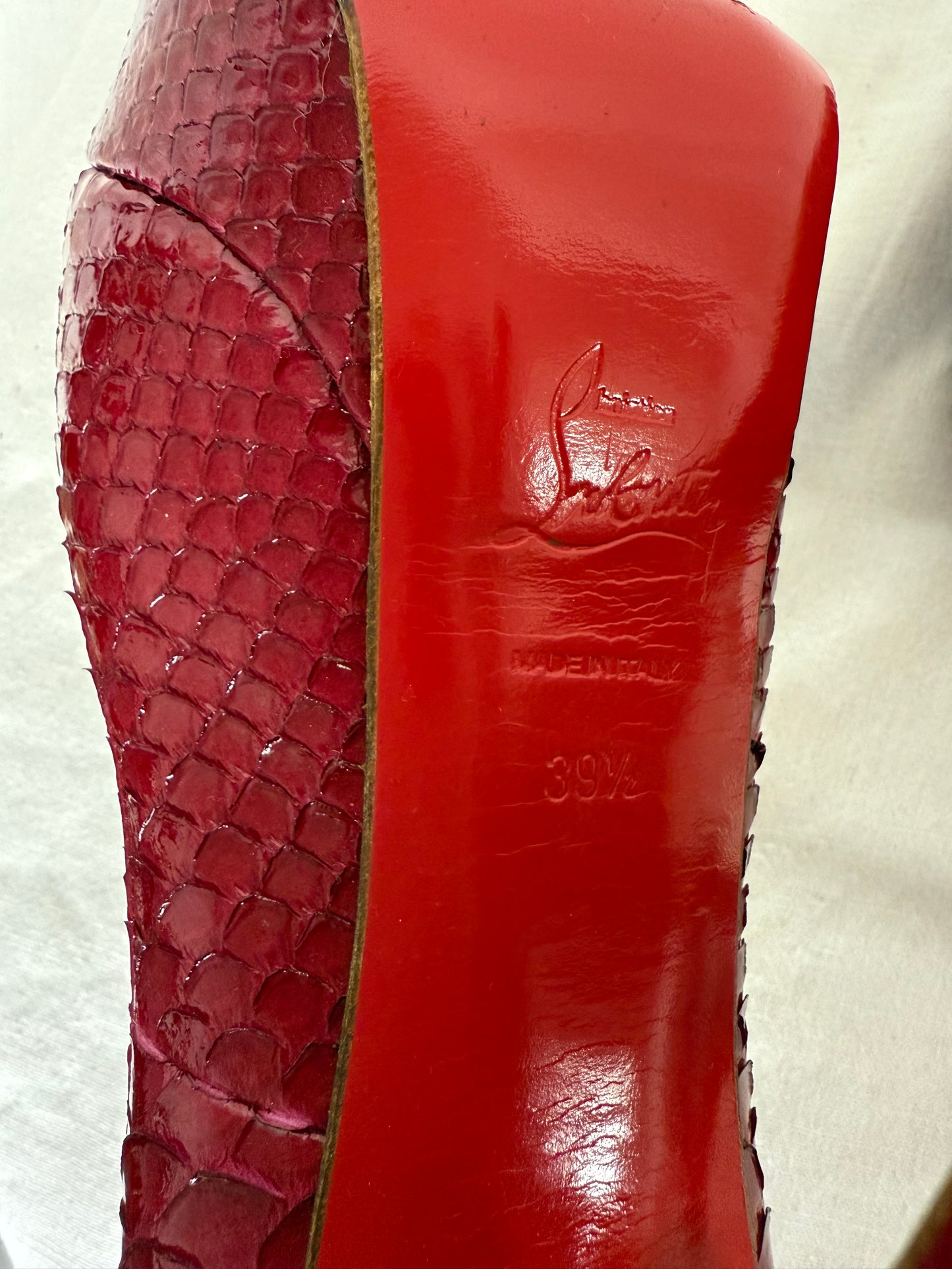 Christian Louboutin lady peep in red python (pre-owned)