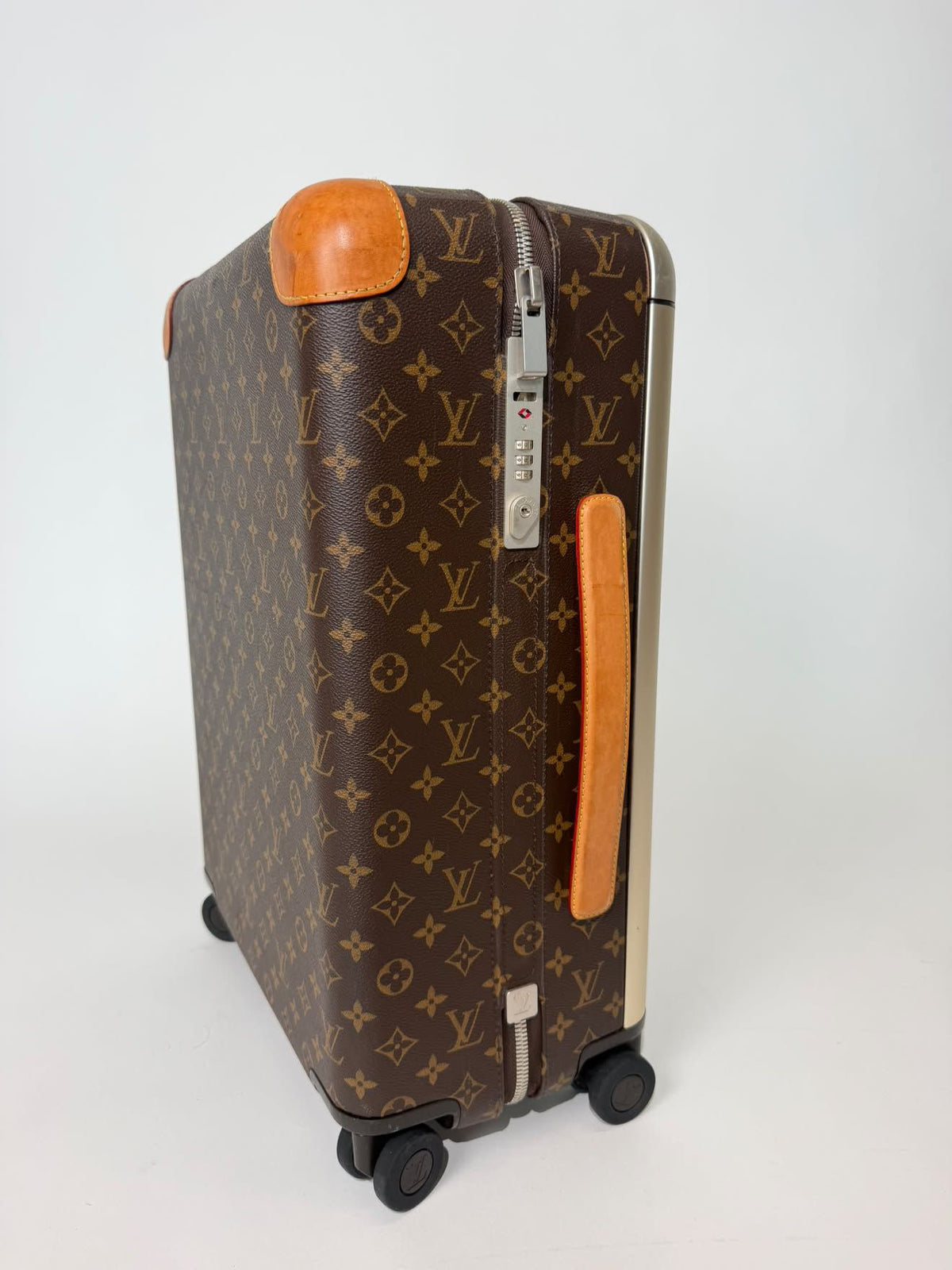 Louis Vuitton Brown Monogram Horizon 50 Cabin Case