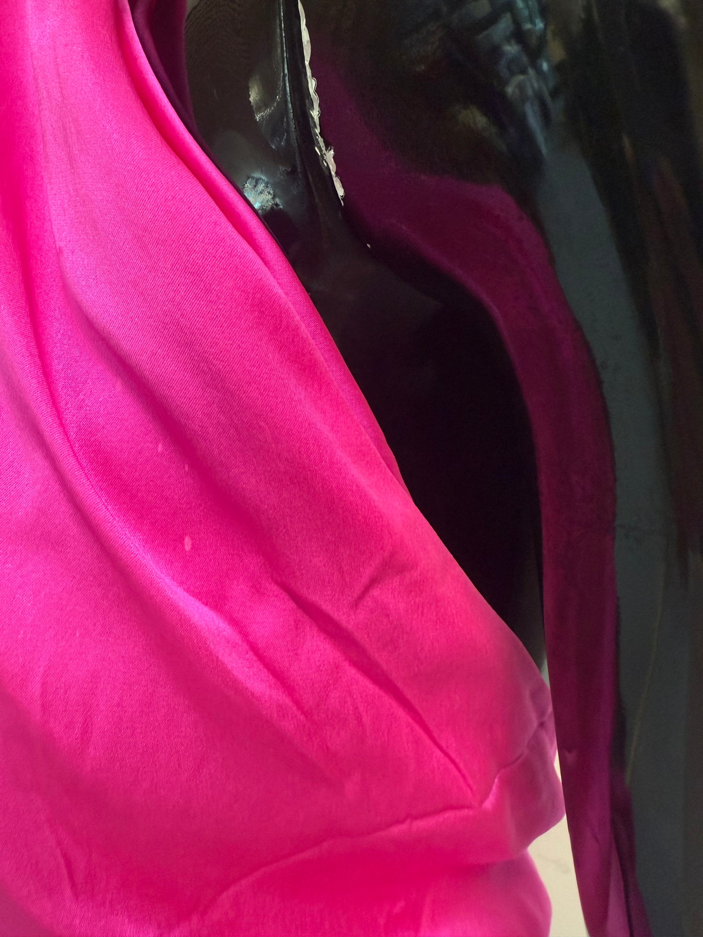 Harmur pink silk top and skirt set (pre-owned)