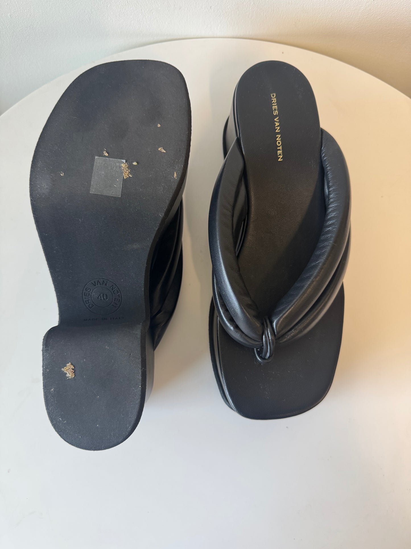 Dries Van Noten platform black leather flip flops (pre-owned)