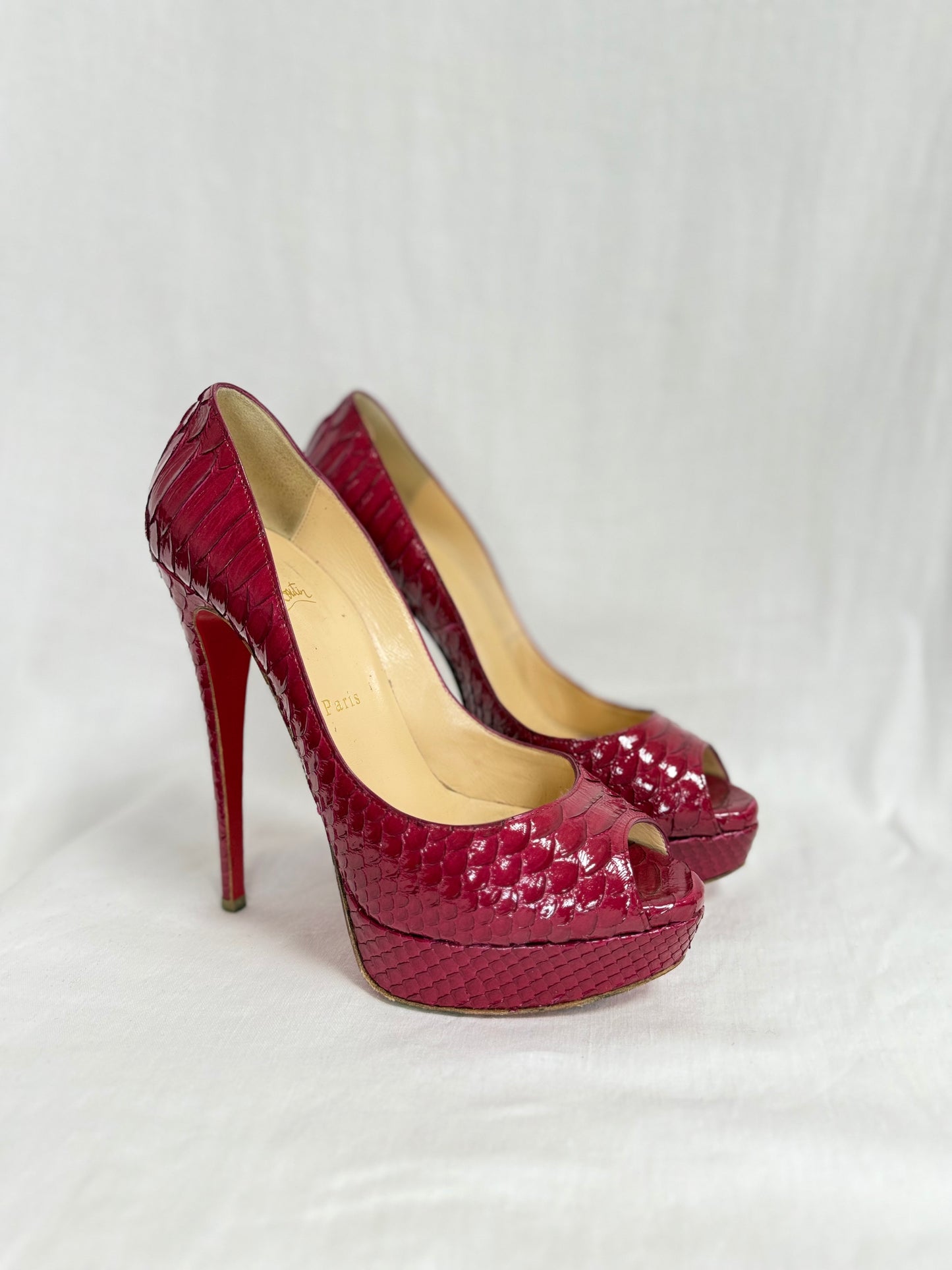 Christian Louboutin lady peep in red python (pre-owned)