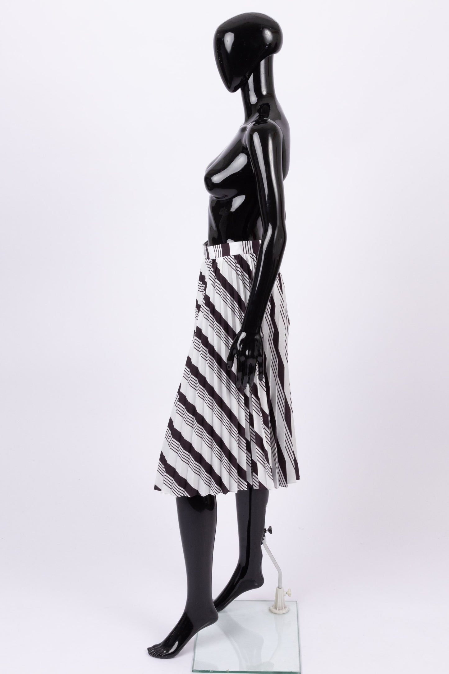 Balenciaga black and white midi pleated skirt (pre-owned)