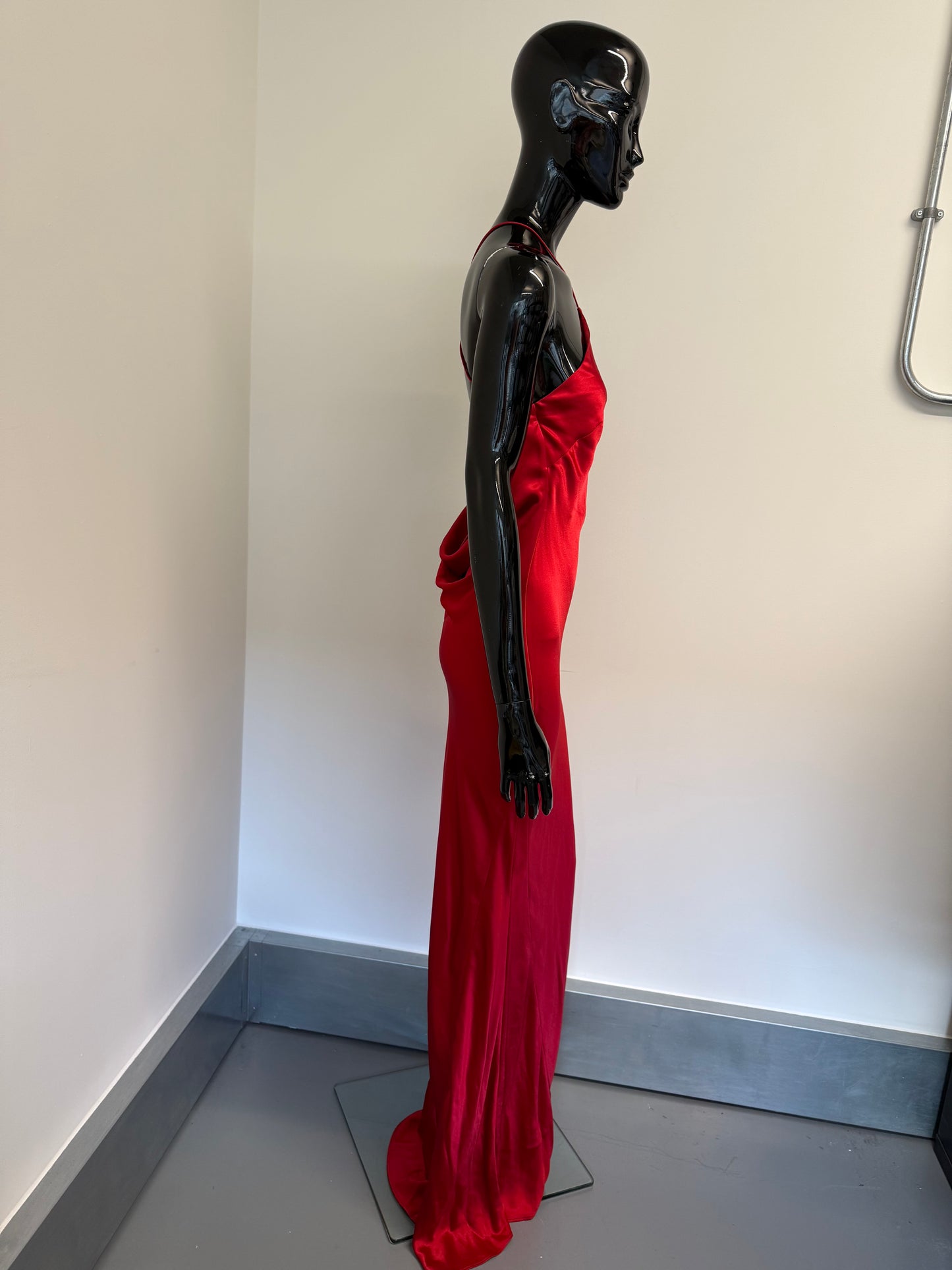 Retrofete Red halter neck gown (pre-owned)