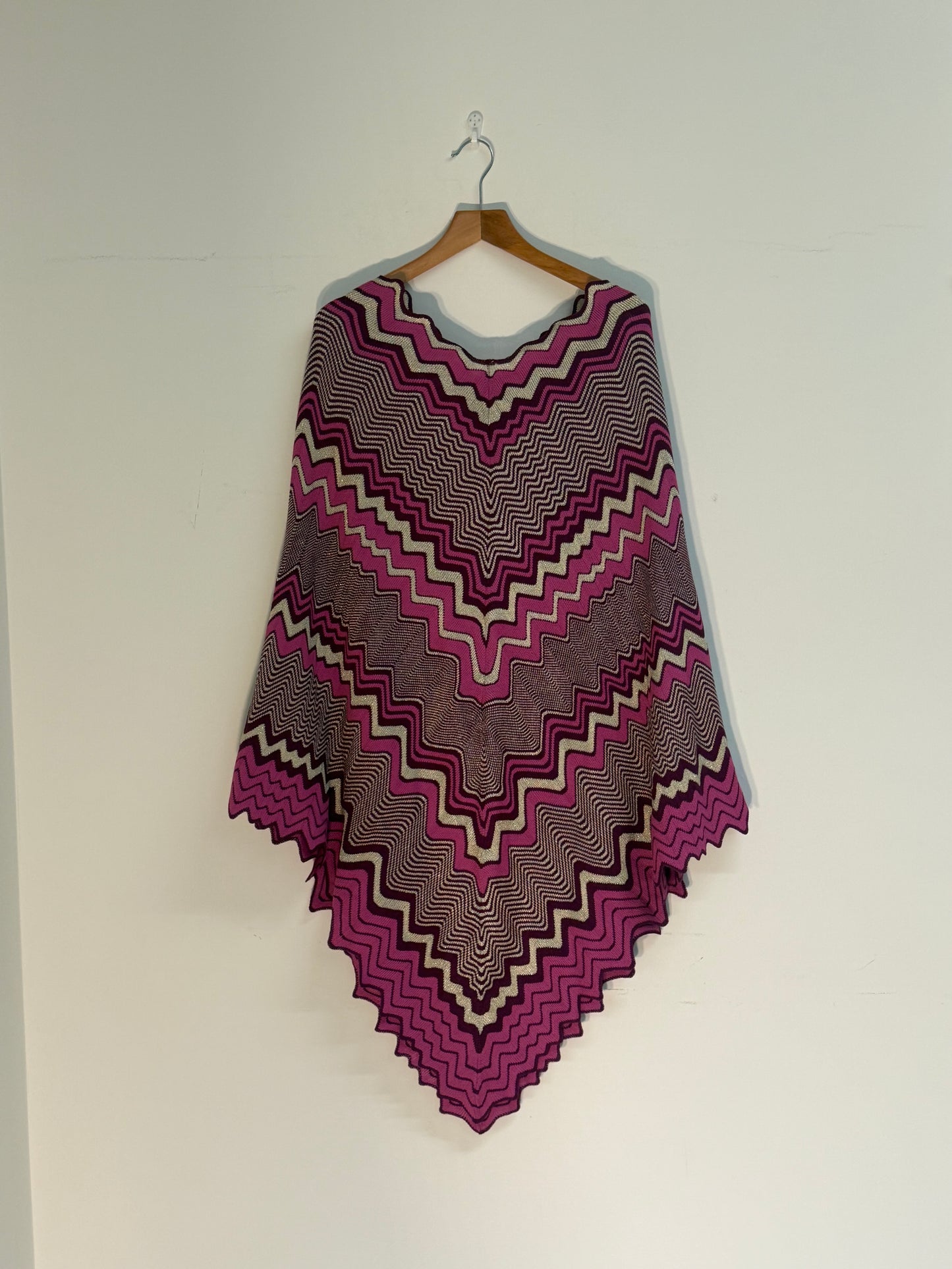 Missoni zig zag poncho (pre-owned)