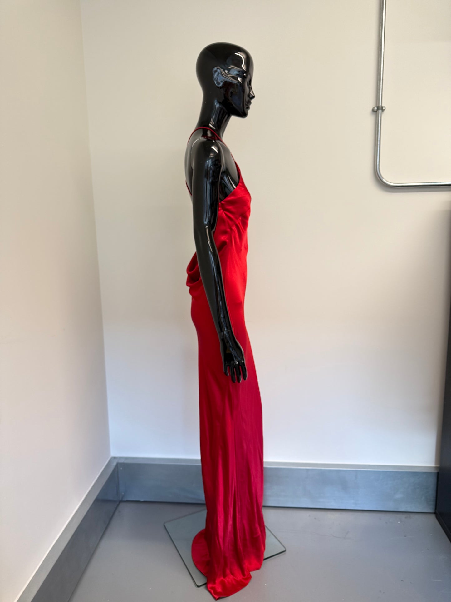 Retrofete Red halter neck gown (pre-owned)