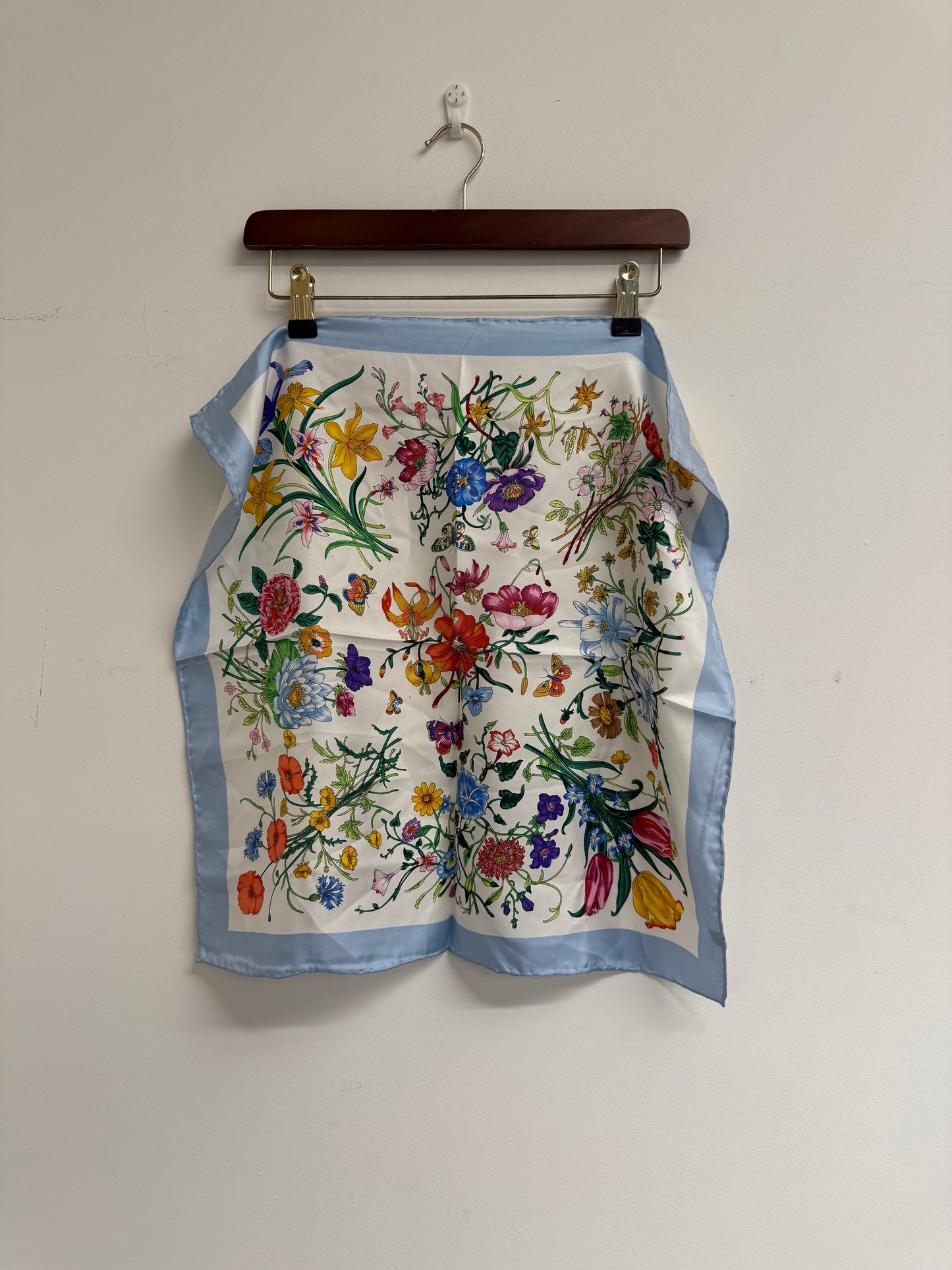 Gucci 1980s flora silk scarf (pre-owned)
