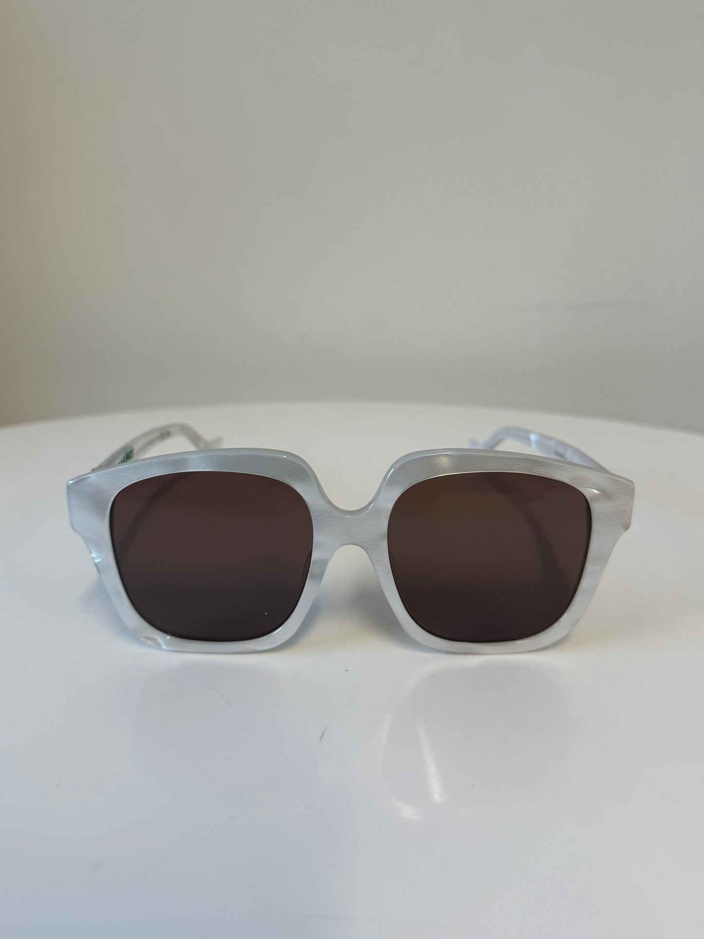 Gucci white sunglasses (pre-owned)
