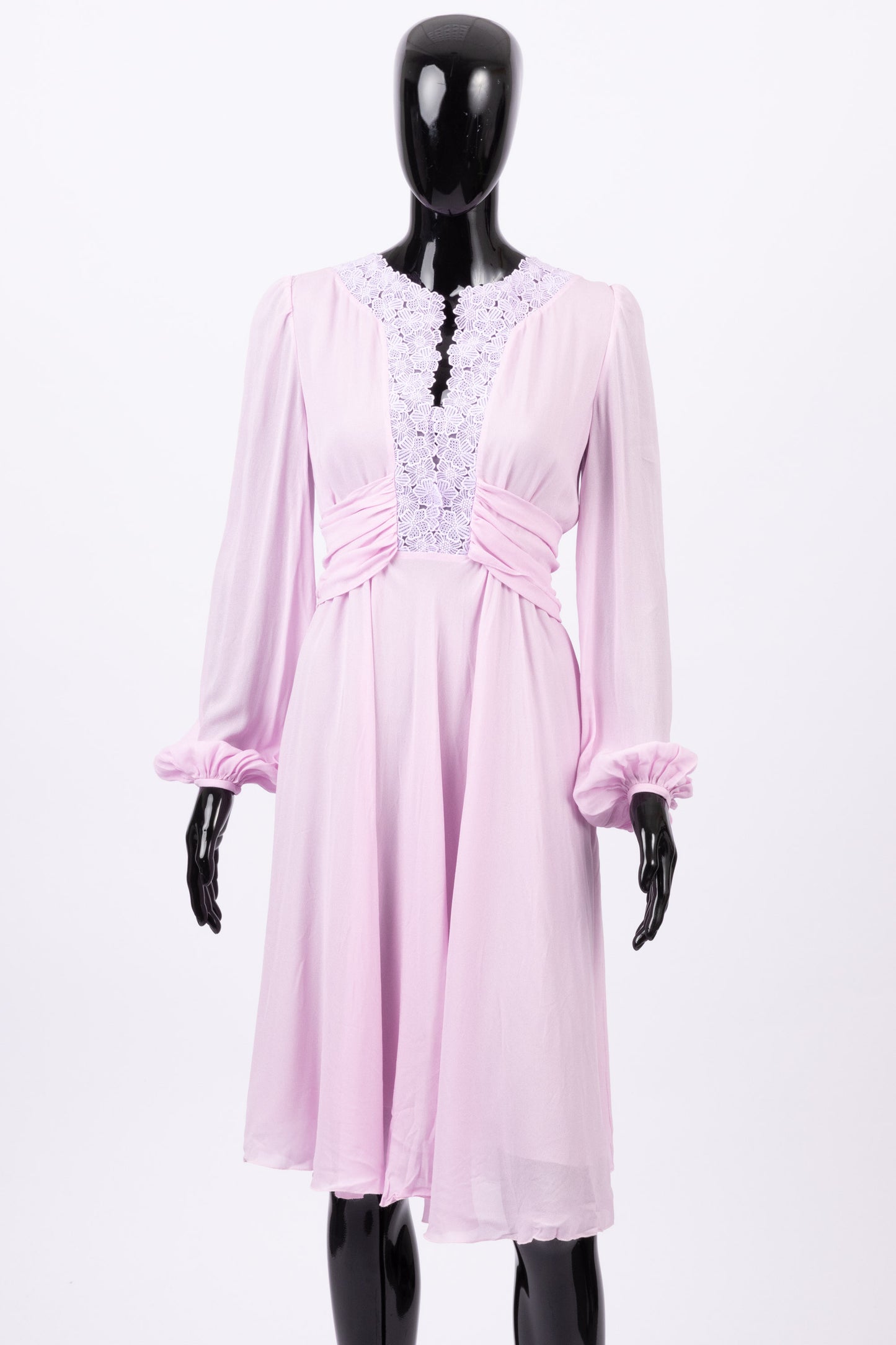 Giambattista Valli Pink flowy dress with lace vneck (pre-owned)