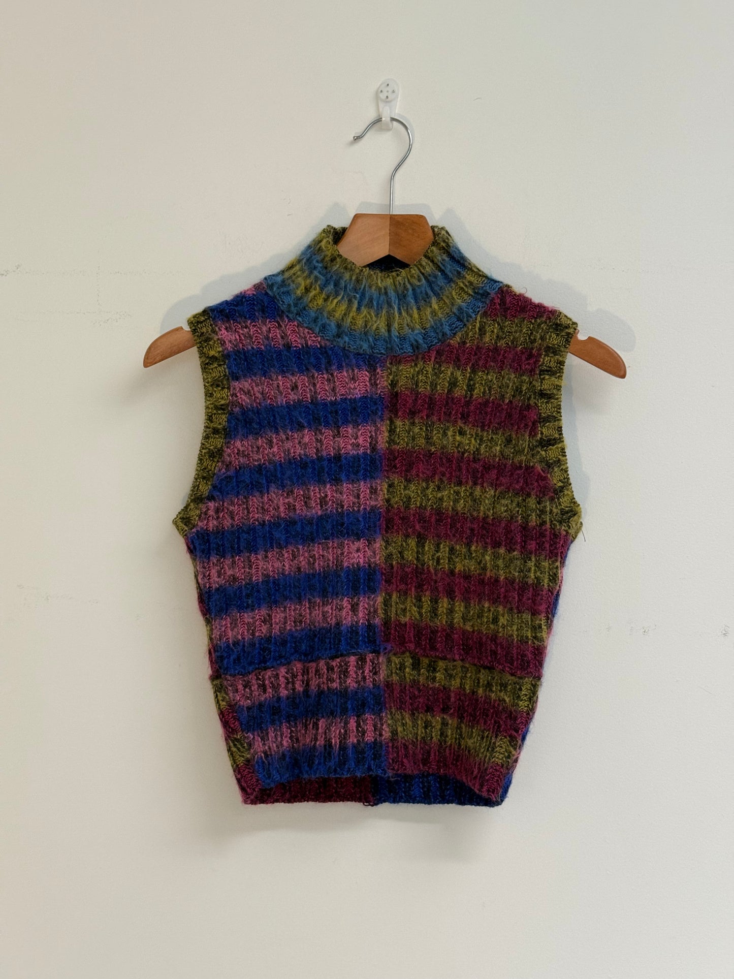 AGR Cropped brushed striped cotton-blend turtleneck sweater (pre-owned)