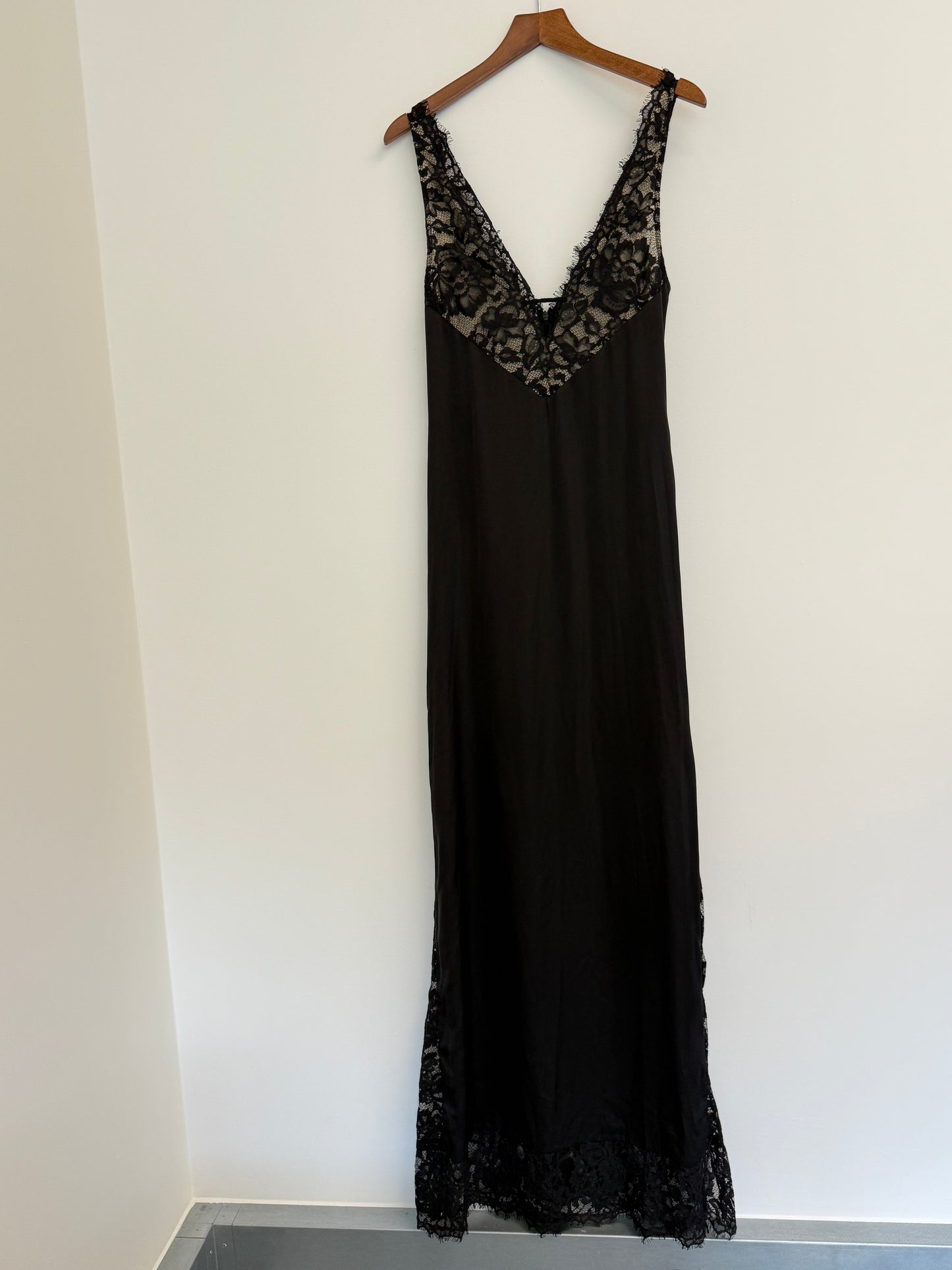 New Arrivals Raine in jaguar noir (pre-owned)