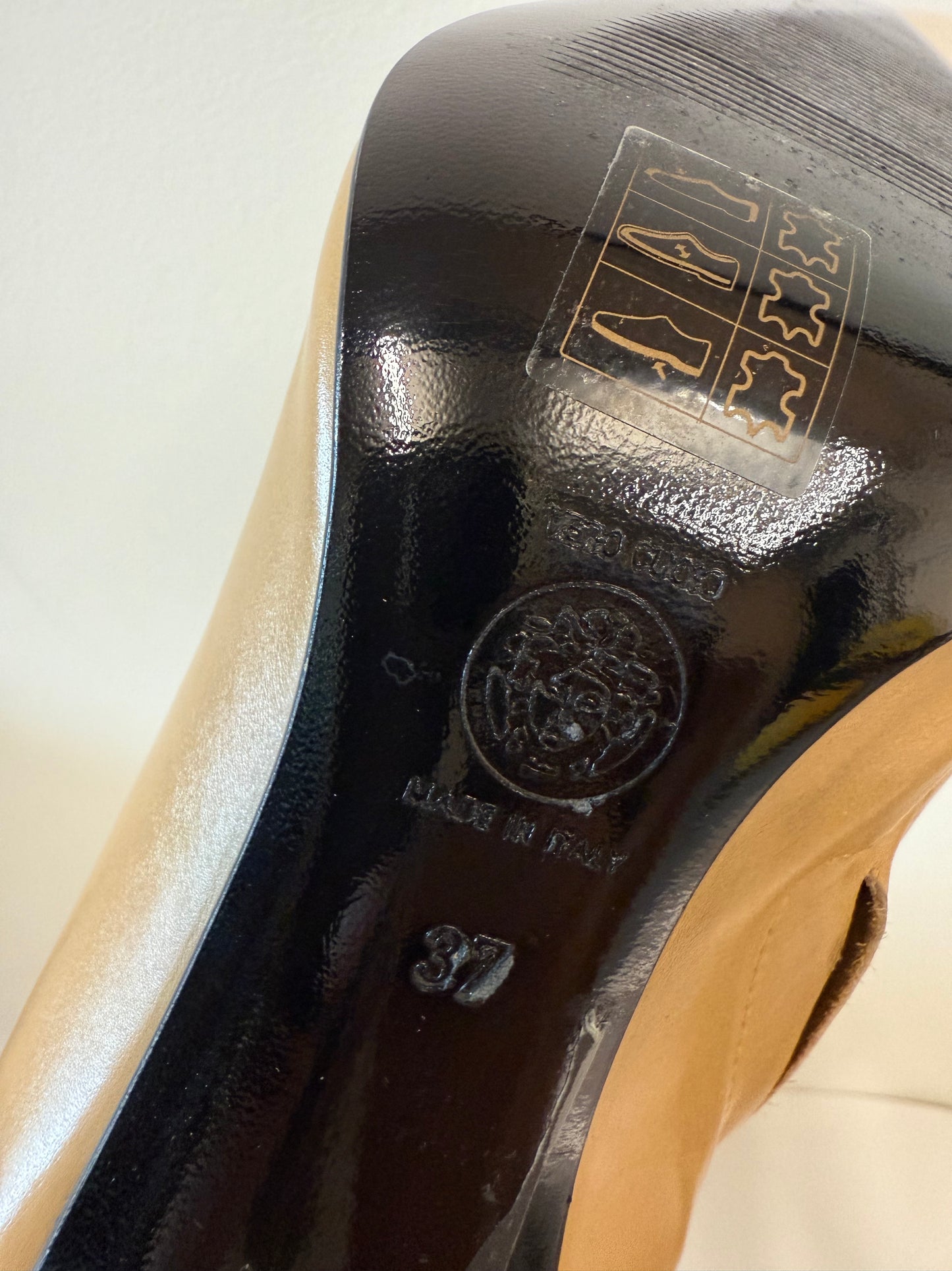 Versace caramel heeled ankle boots (pre-owned)