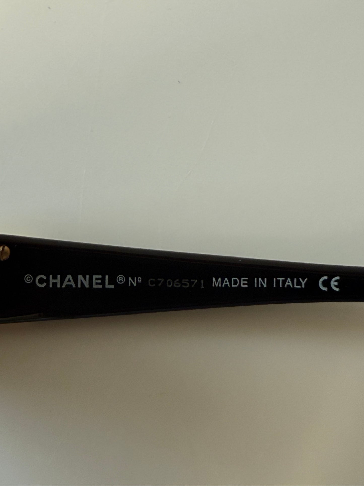 Chanel sunglasses (pre-owned)
