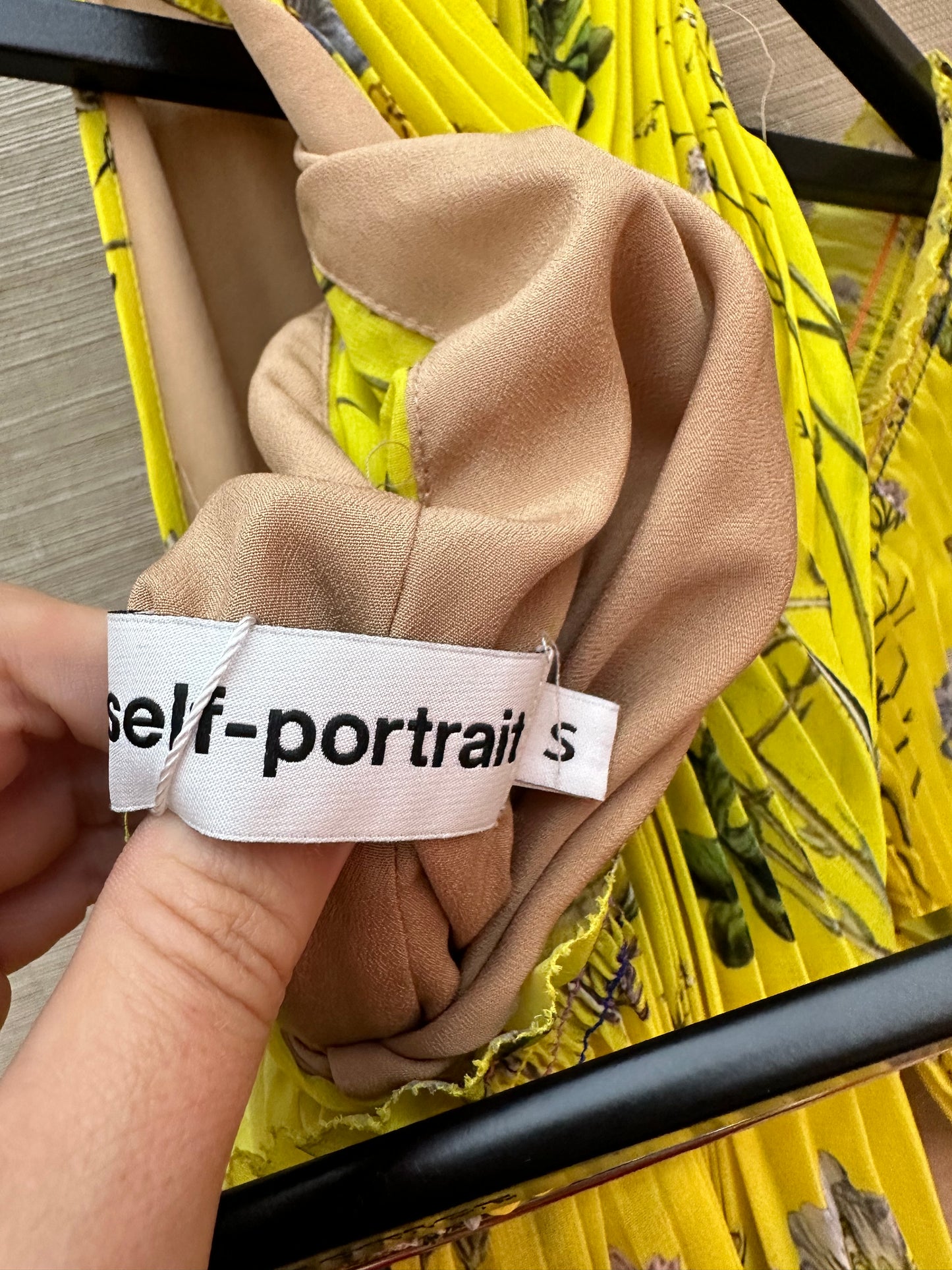 Self Portrait Yellow Floral Printed Cold-Shoulder Dress (pre-owned)