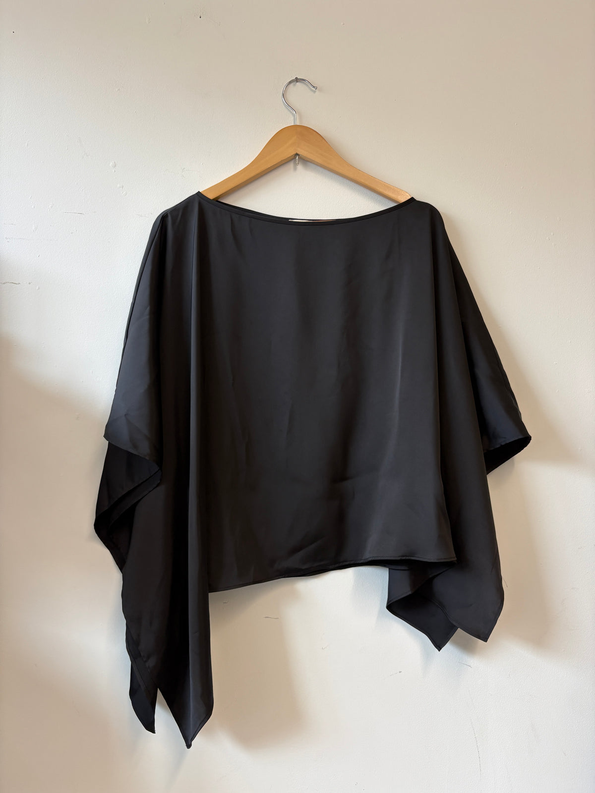 Guaja Giulia Black Satin Cape Top