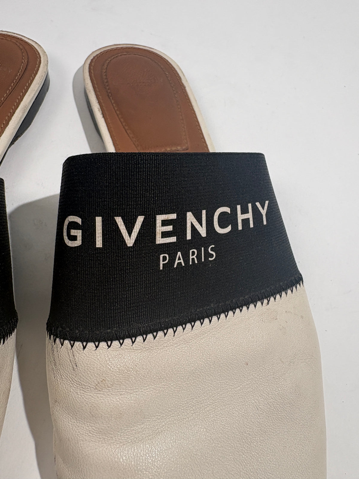 Givenchy White Leather Bedford Flat Mules