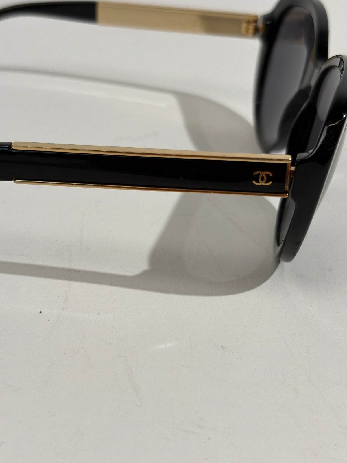 Chanel Black Sunglasses With Gold Small CC