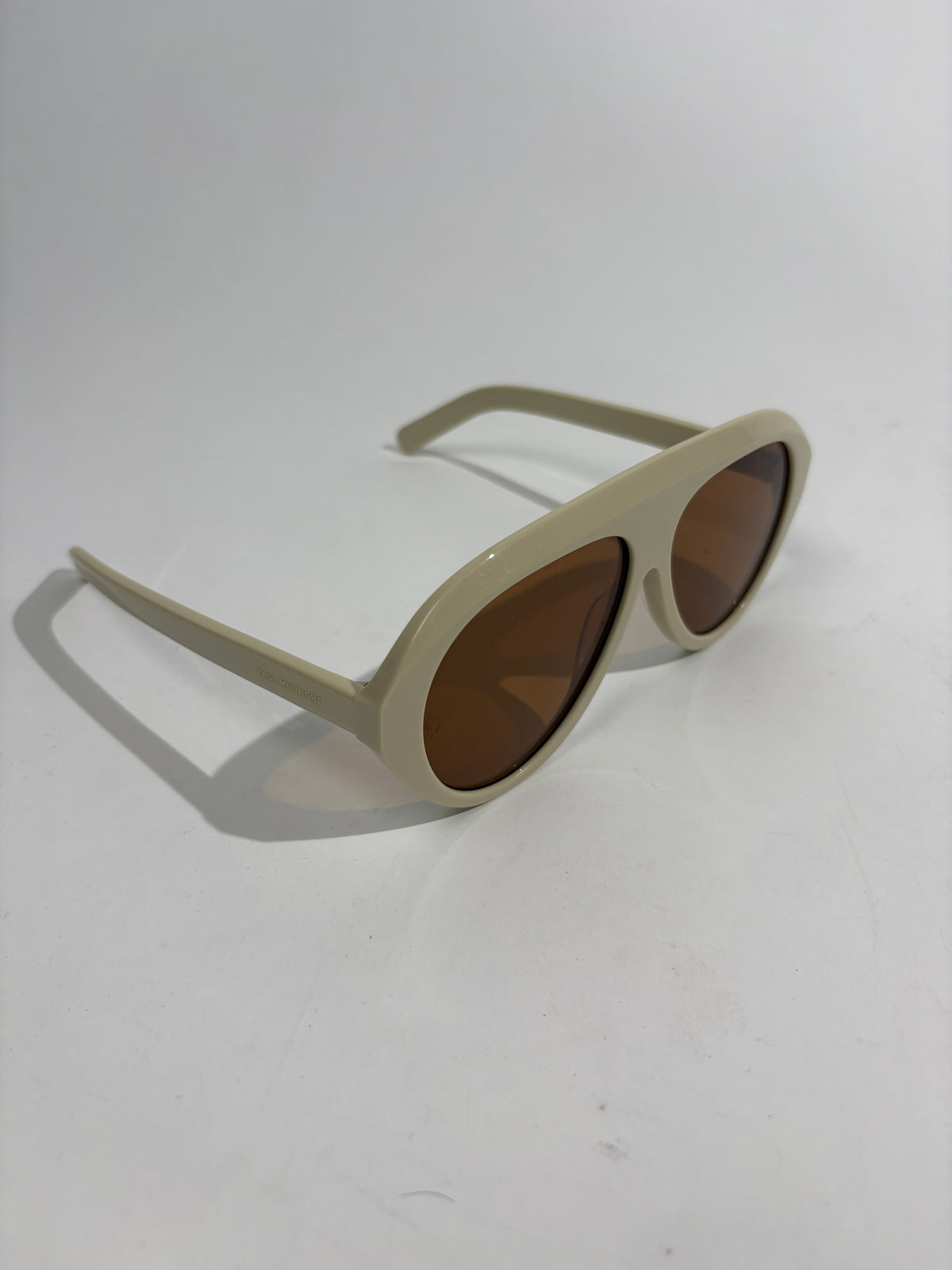 Past Midnight Cream The Icon Sunglasses
