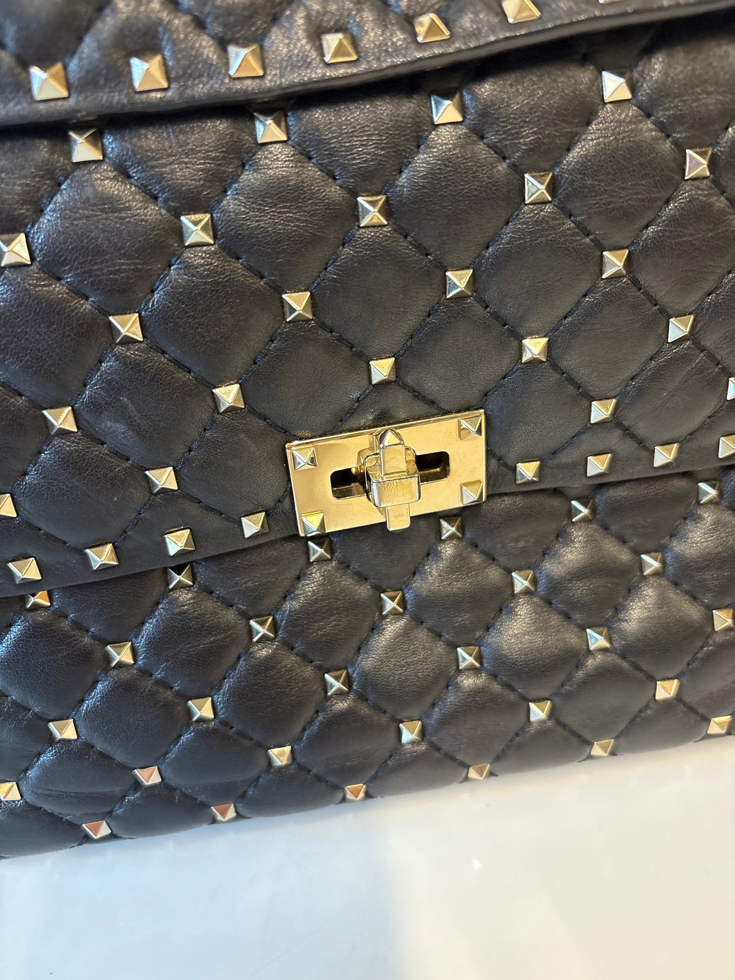 Valentino Garavani Rockstud Spike Bag In Black