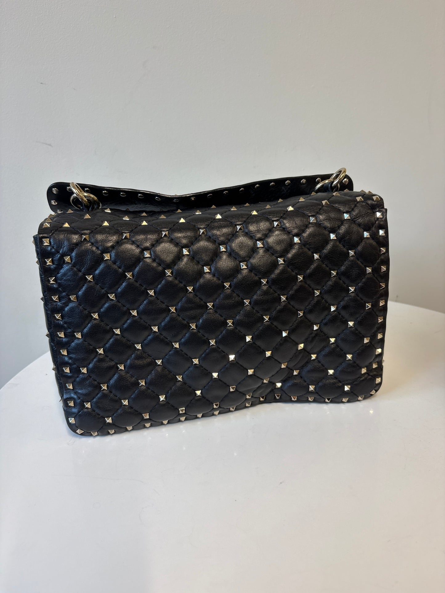 Valentino Garavani Rockstud Spike Bag In Black